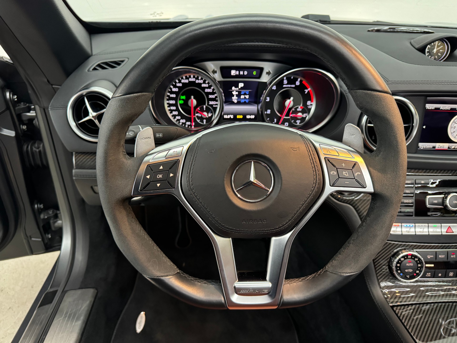 MERCEDES-BENZ SL 63 AMG Speedshift-image-20