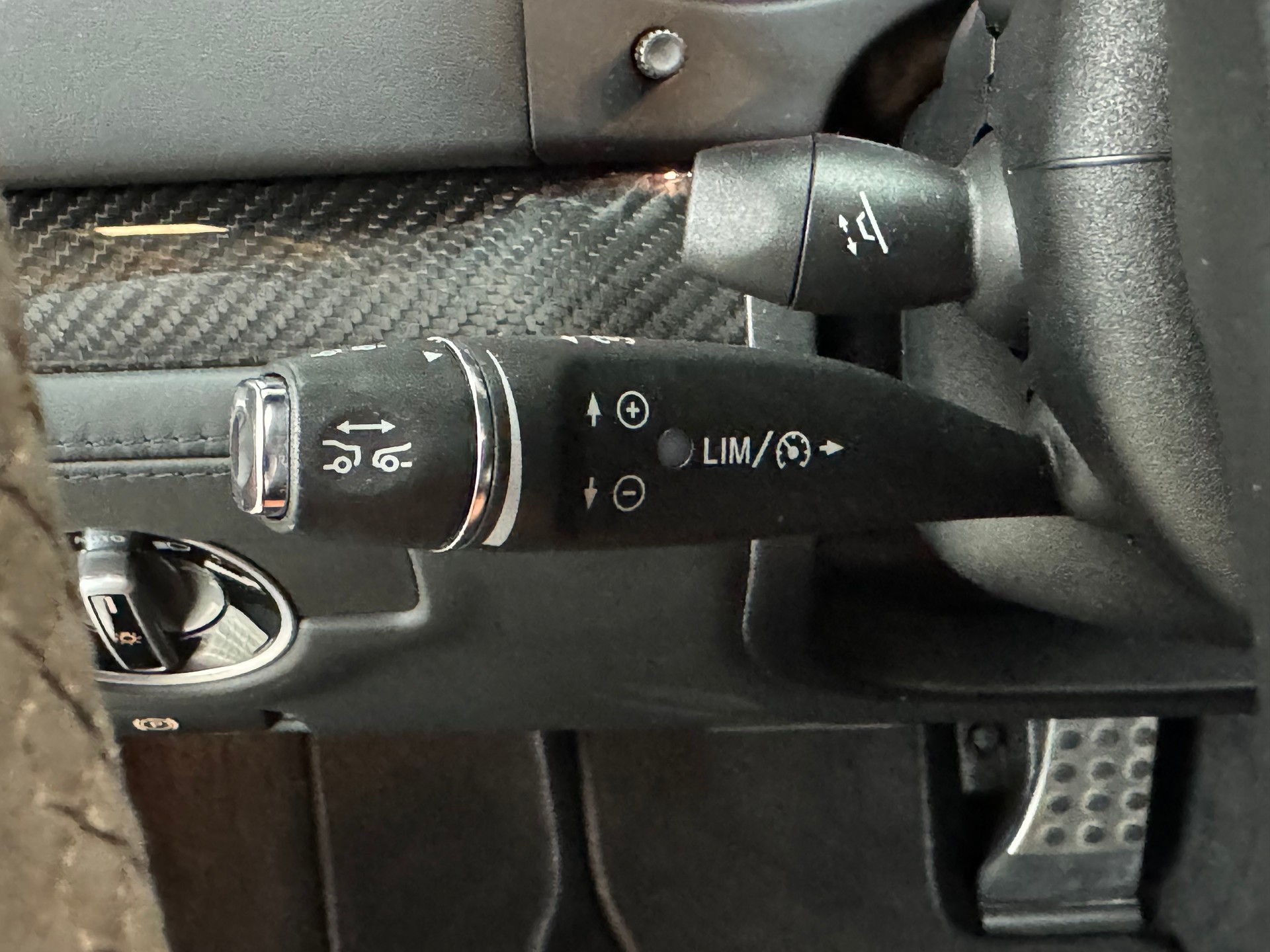 MERCEDES-BENZ SL 63 AMG Speedshift-image-21