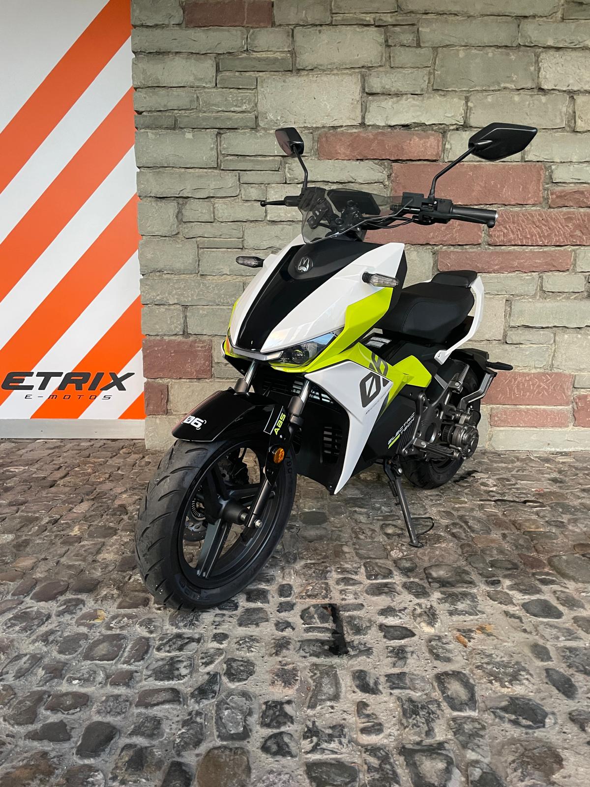 ETRIX Felo FW06