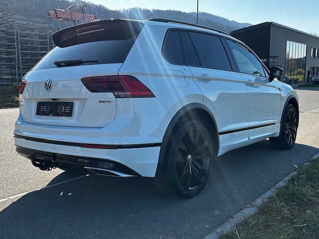 VW Tiguan 2.0TSI Highline 4Motion DSG-image-5