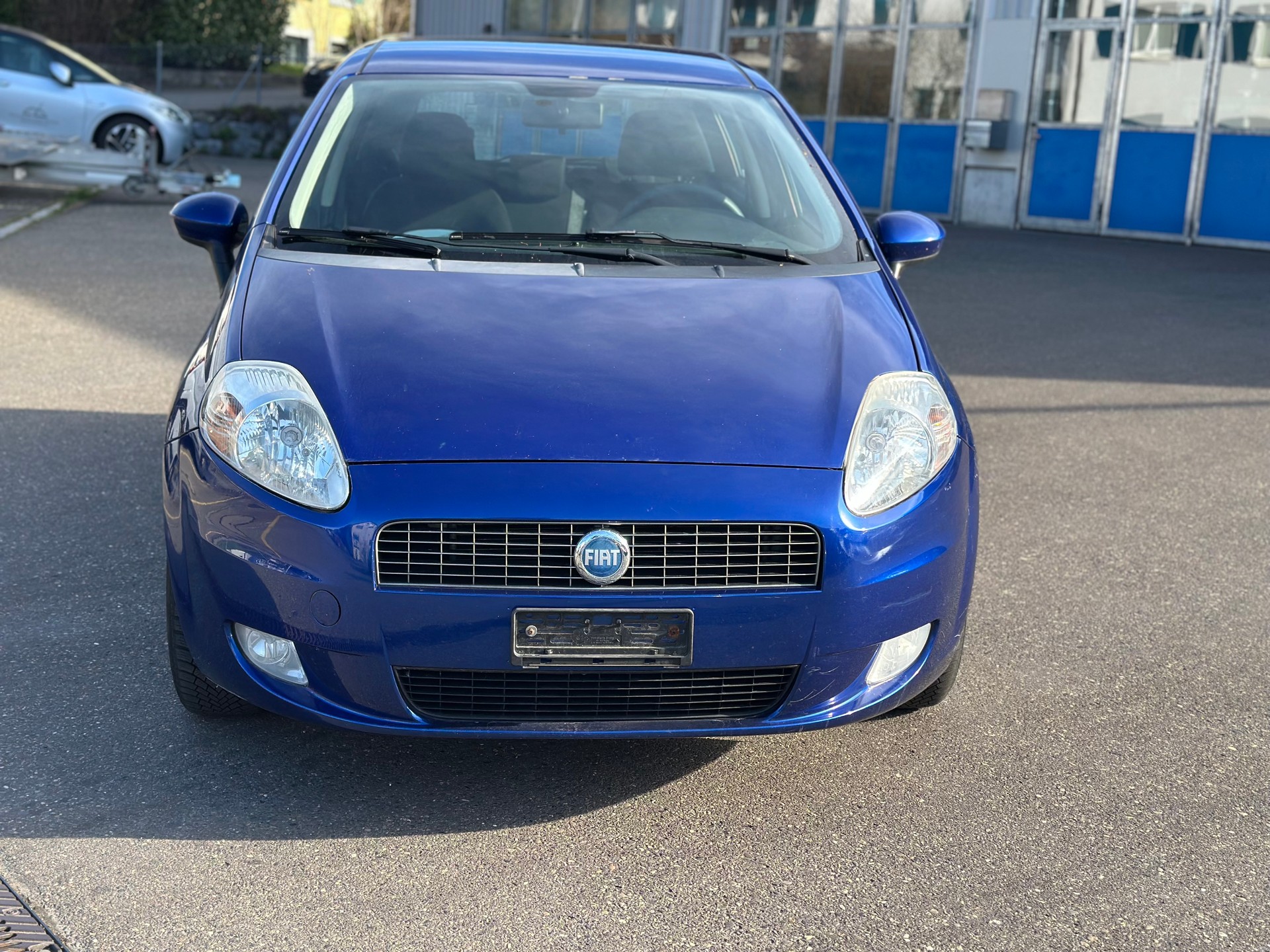 FIAT Punto 1.4 16V Dynamic-image-2
