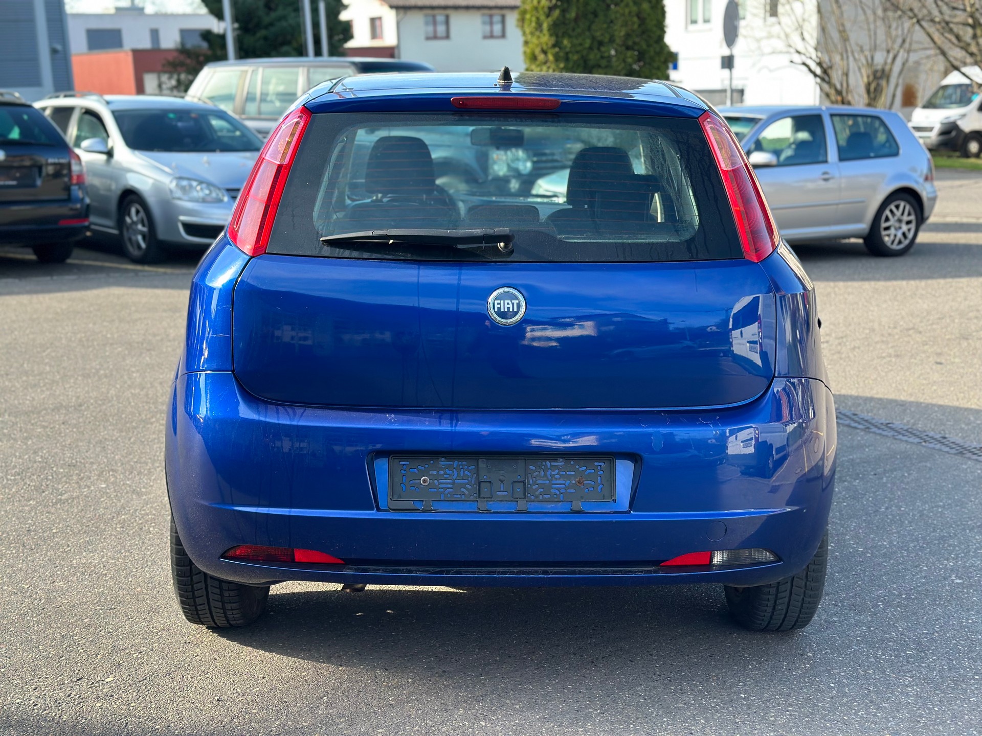 FIAT Punto 1.4 16V Dynamic-image-6