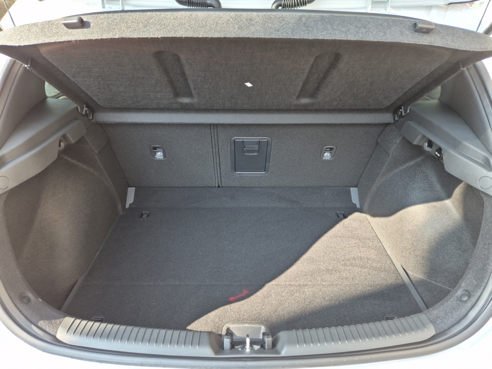 HYUNDAI i30 1.5 T-GDi Vertex-image-9