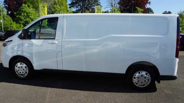MAXUS eDeliver 7 L2 88kWh AWD-showroom-element-2
