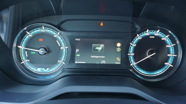 MAXUS eDeliver 7 L2 88kWh AWD-image-12