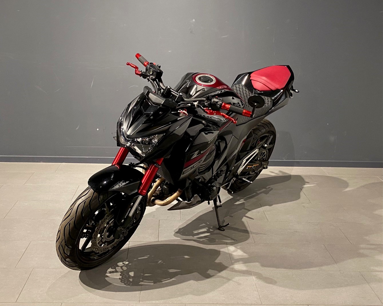 KAWASAKI Z 800 ABS-showroom-element-2