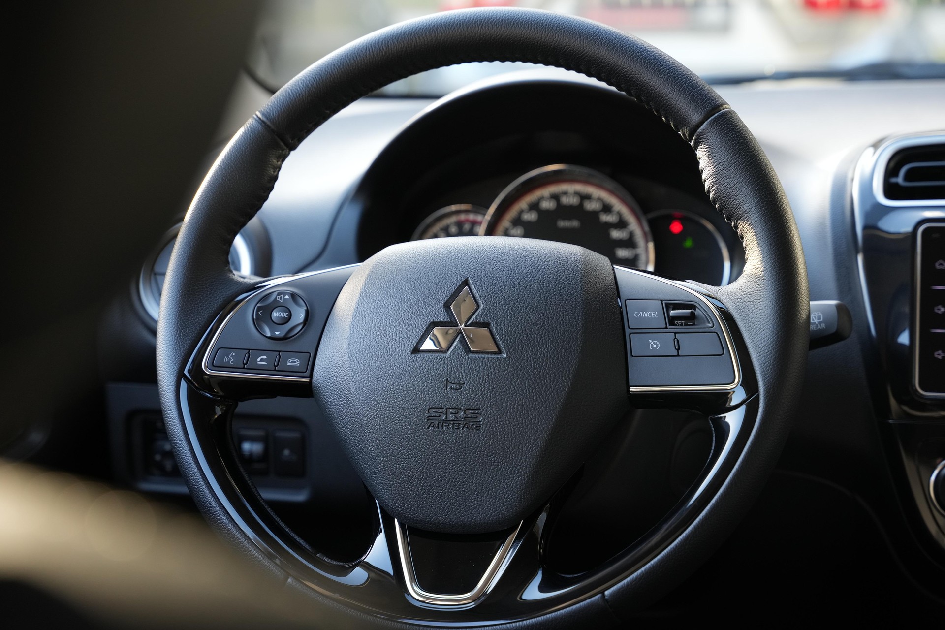 MITSUBISHI Space Star 1.2 MIVEC Intense+-image-10