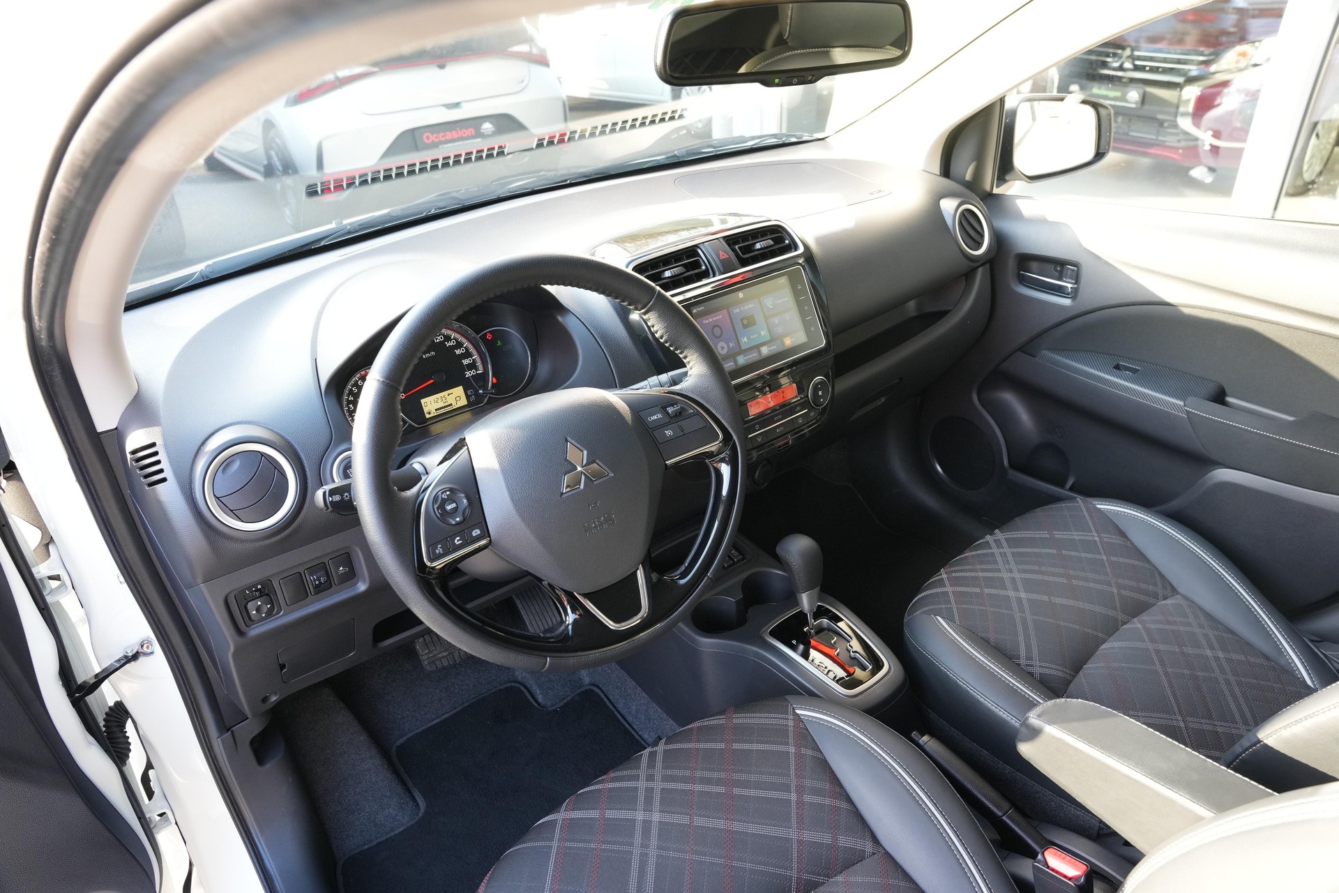 MITSUBISHI Space Star 1.2 MIVEC Intense+-image-5