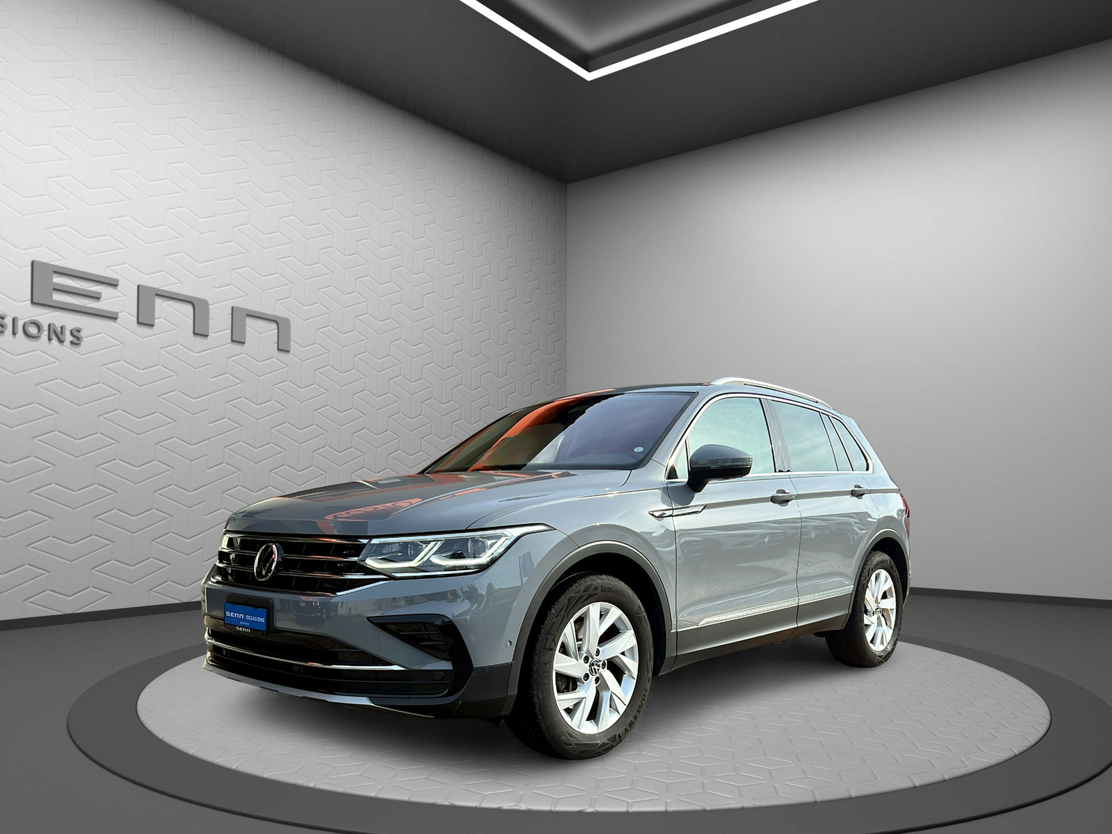 VW Tiguan 2.0TSI Elegance 4Motion DSG-image-0