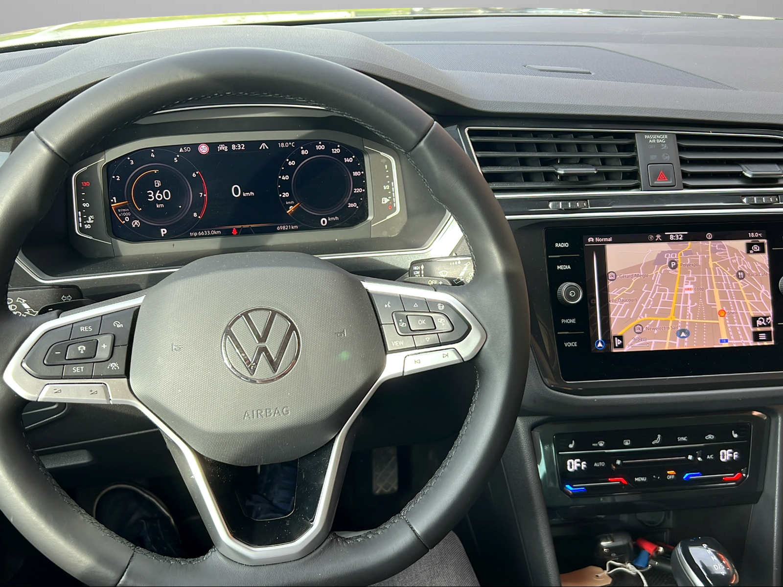 VW Tiguan 2.0TSI Elegance 4Motion DSG-image-7