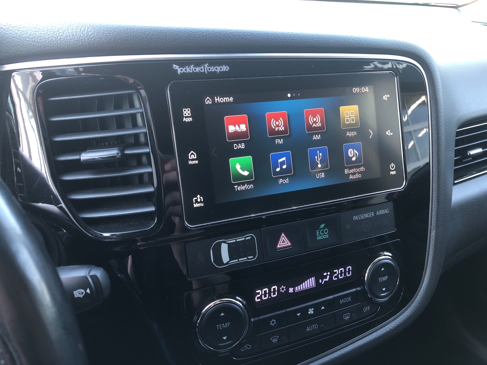 MITSUBISHI Outlander 2.0 PHEV Style-image-13