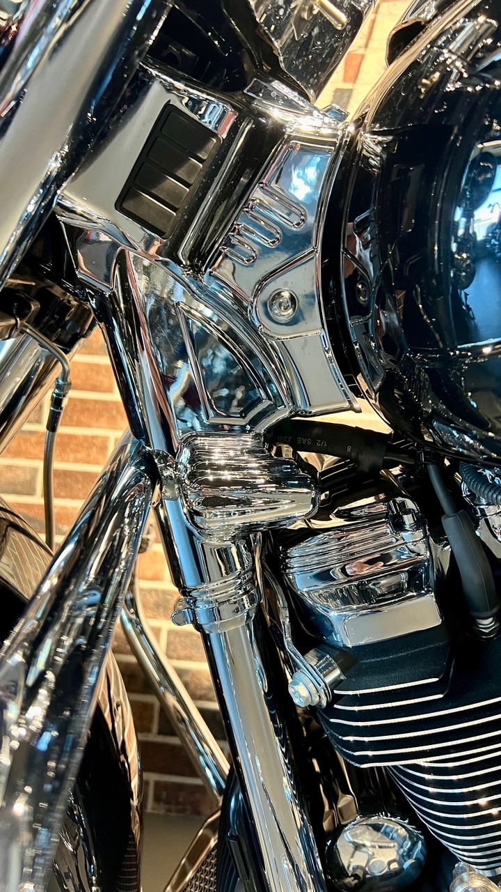 HARLEY-DAVIDSON FLHR Road King 107 ABS-image-15