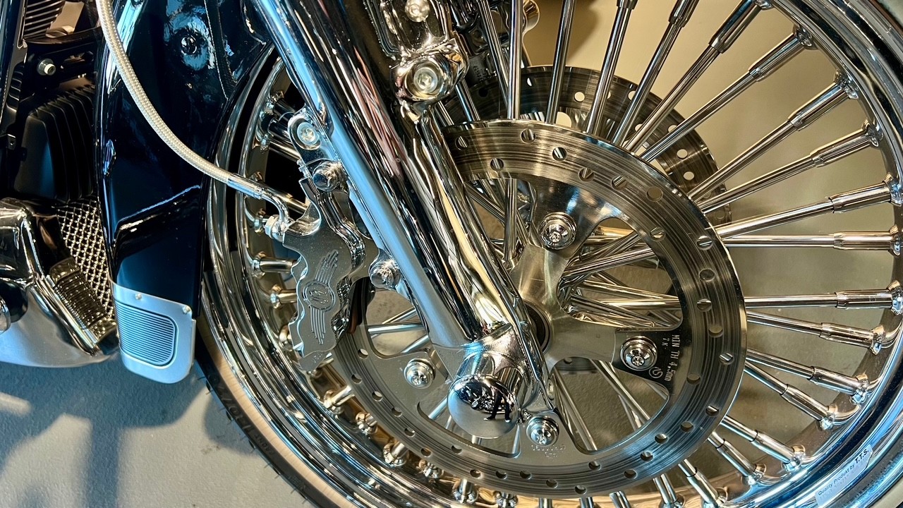HARLEY-DAVIDSON FLHR Road King 107 ABS-image-10