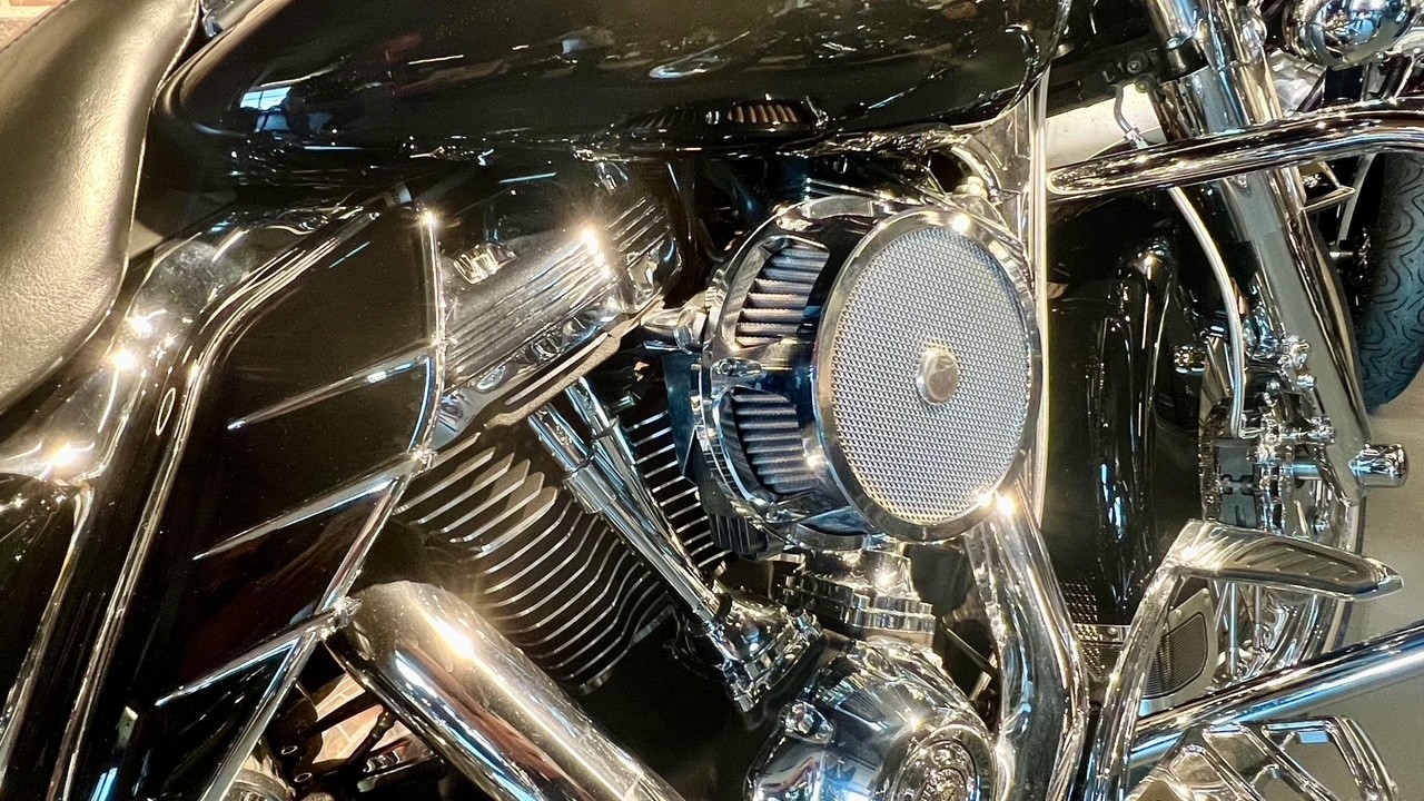 HARLEY-DAVIDSON FLHR Road King 107 ABS-image-6