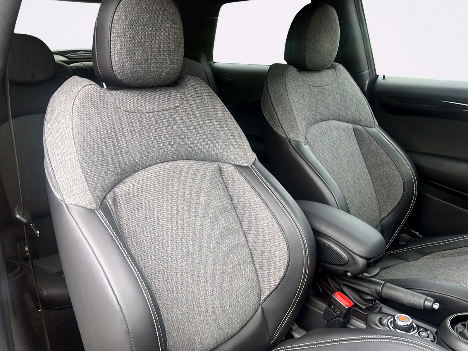 MINI Cooper Blackyard Steptronic DKG-image-2