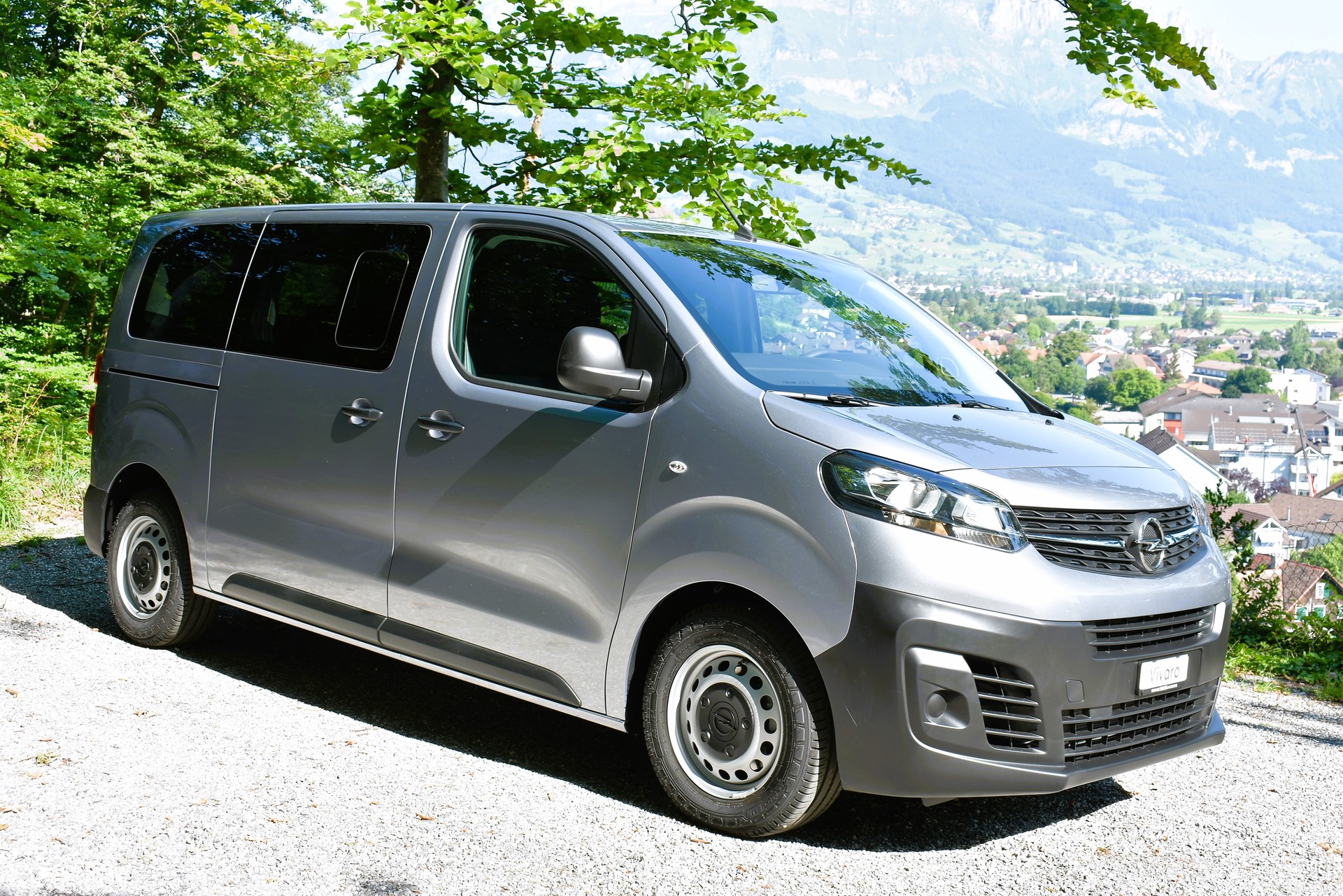 OPEL Vivaro Combi 2.0 CDTI Essentia s/s M-showroom-element-2