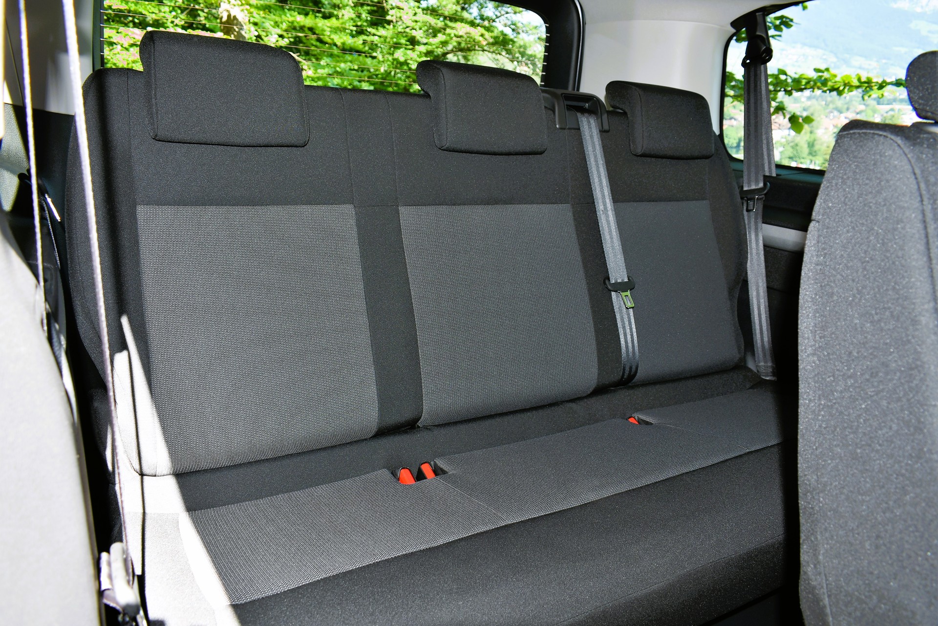 OPEL Vivaro Combi 2.0 CDTI Essentia s/s M-image-10