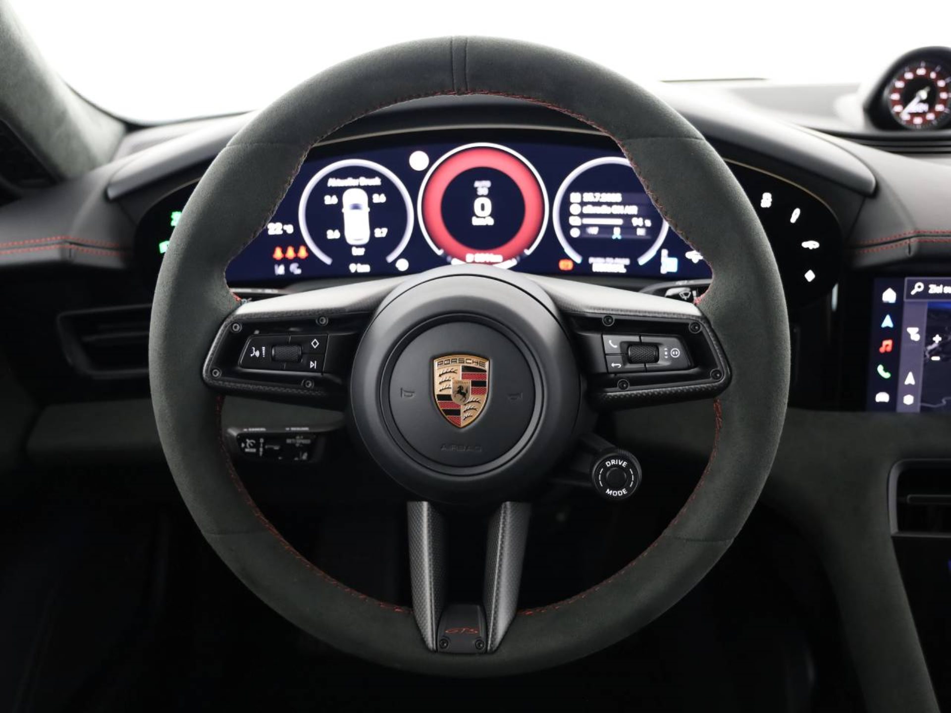 PORSCHE Taycan GTS Sport Turismo-image-3