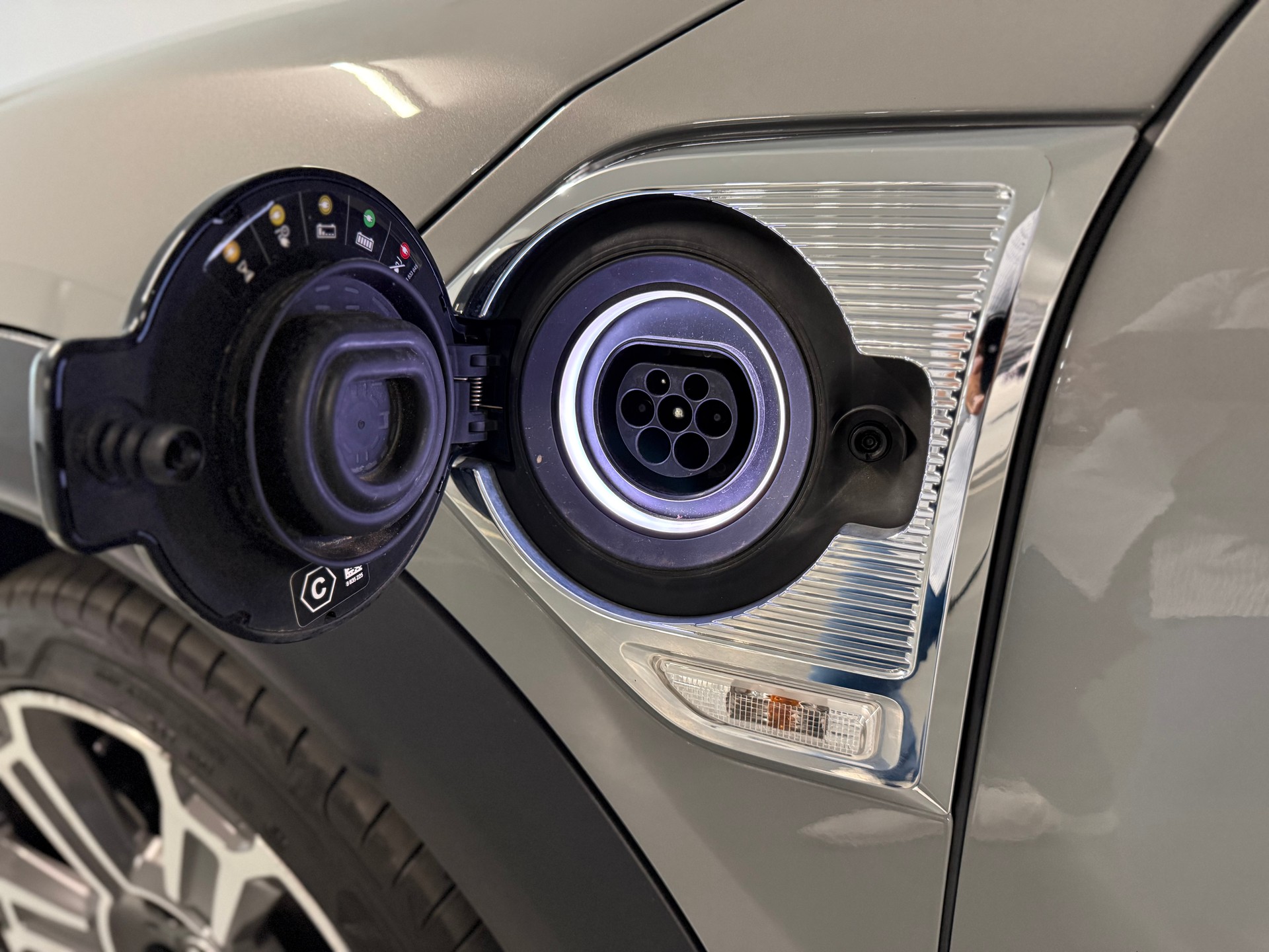 MINI Countryman Cooper SE Trafalgar ALL4 PHEV Steptronic-image-15