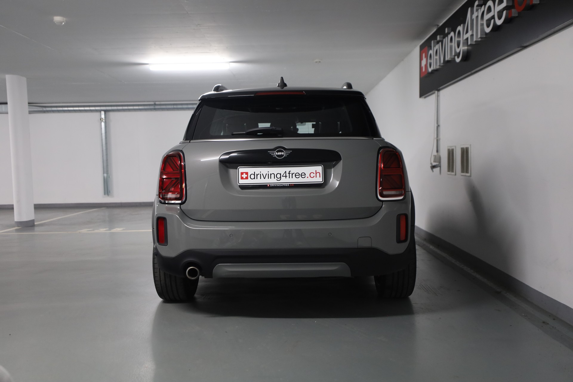 MINI Countryman Cooper SE Trafalgar ALL4 PHEV Steptronic-image-4