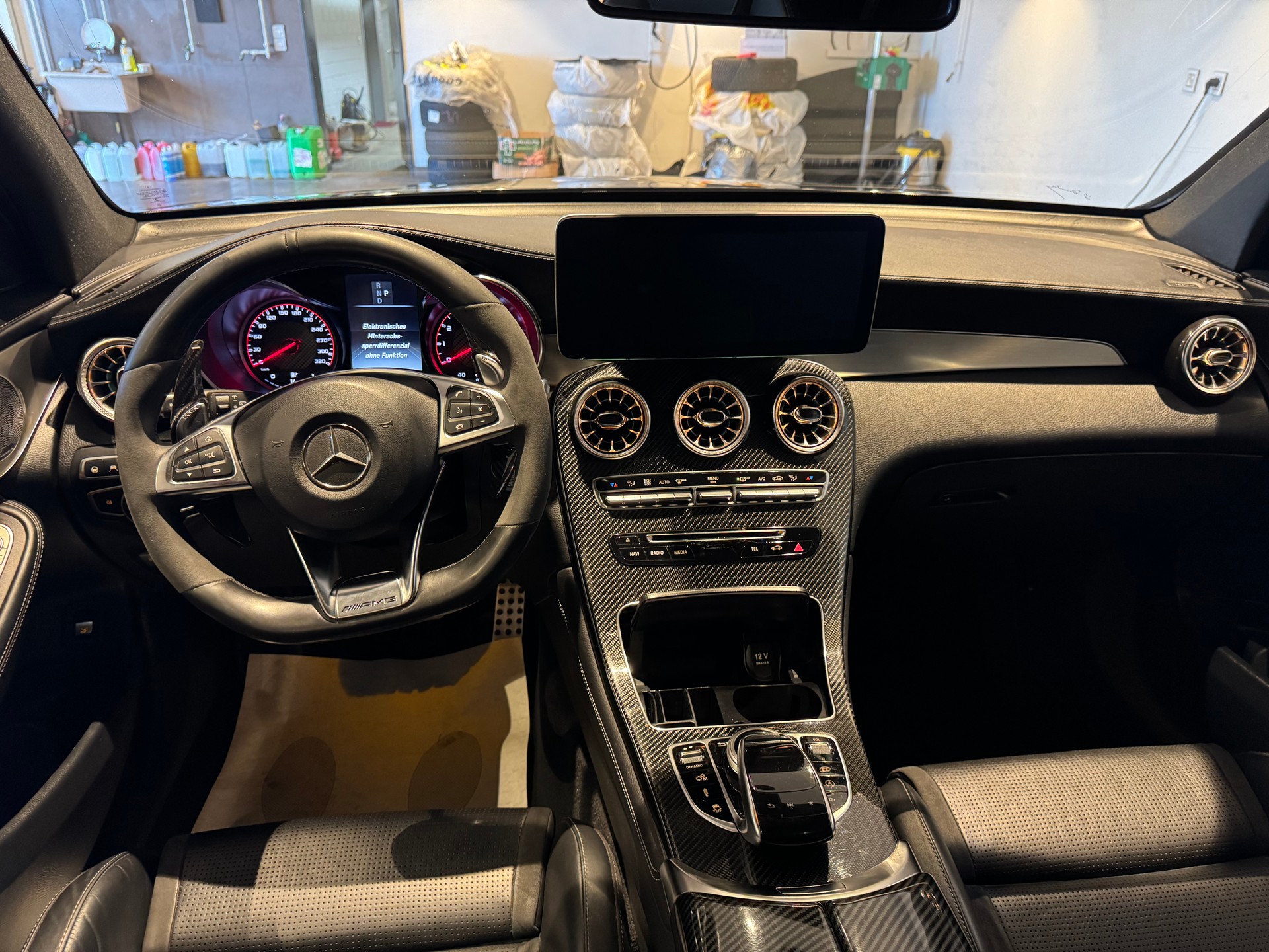 MERCEDES-BENZ GLC 63 S AMG 4m+-image-13