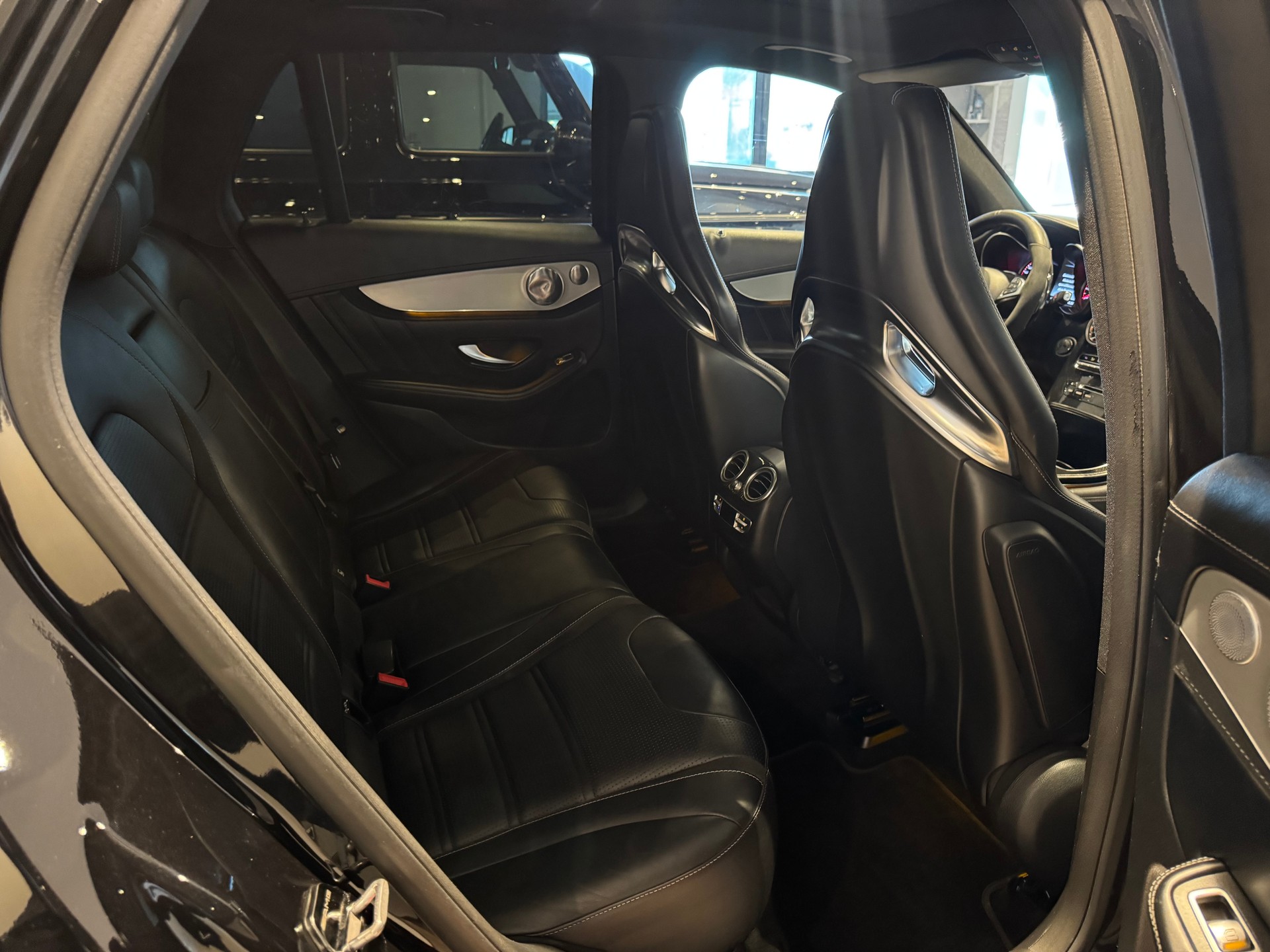 MERCEDES-BENZ GLC 63 S AMG 4m+-image-10