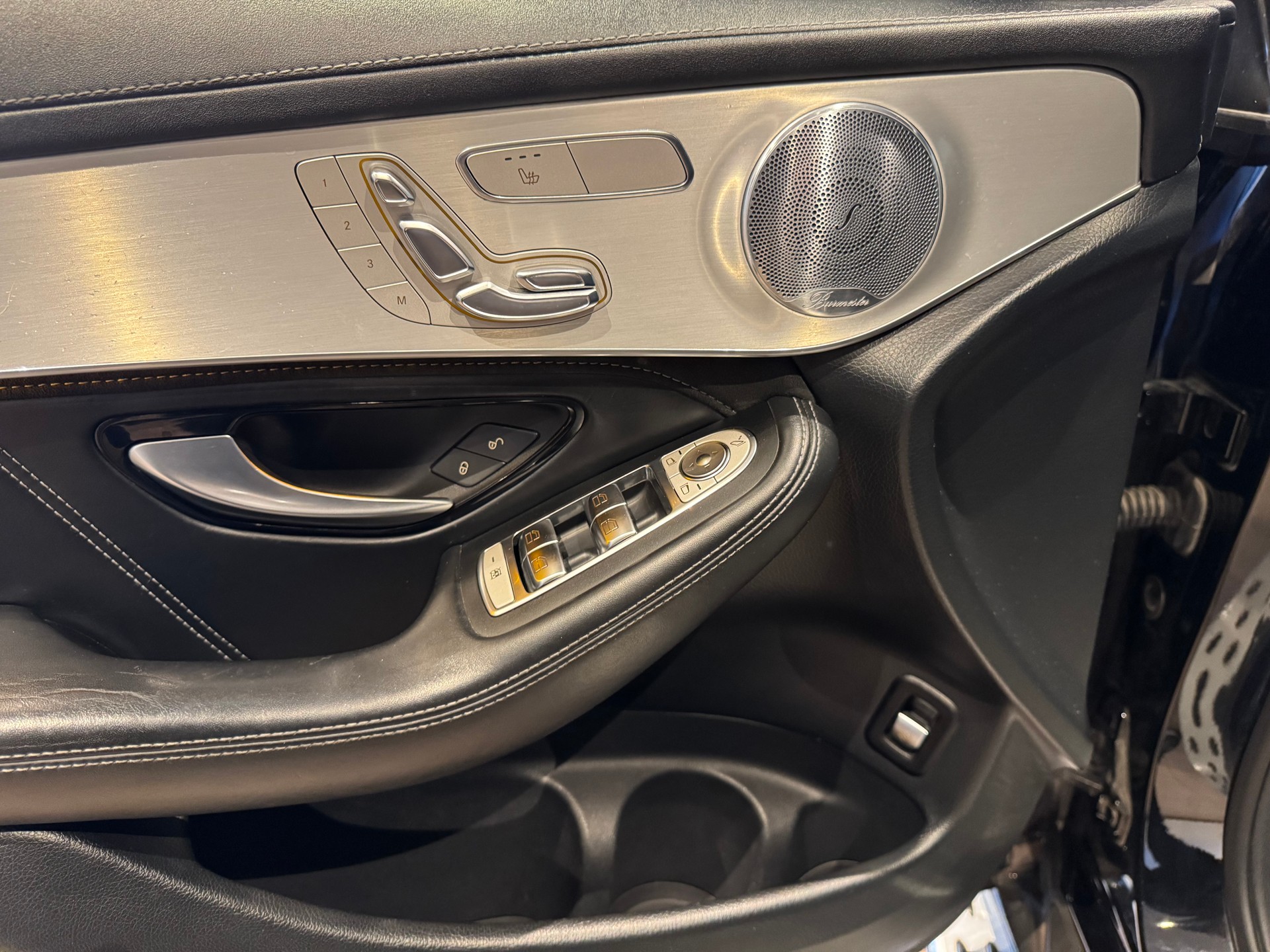 MERCEDES-BENZ GLC 63 S AMG 4m+-image-15
