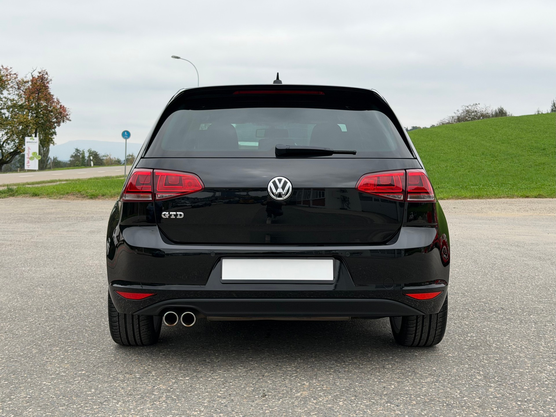 VW Golf VII 2.0 TDI GTD-image-3