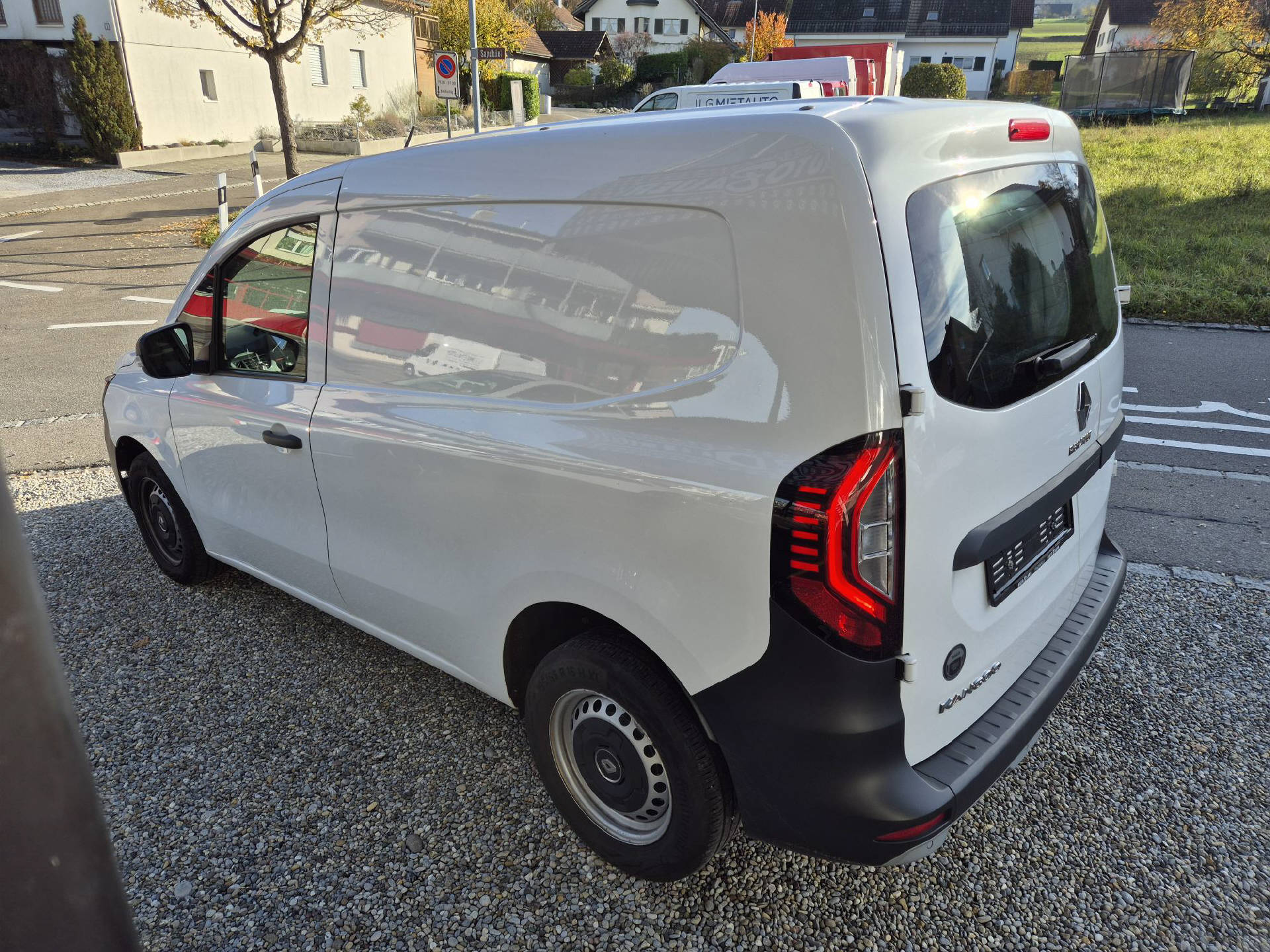 RENAULT Kangoo Van 1.3 TCe 130 Automat-image-5