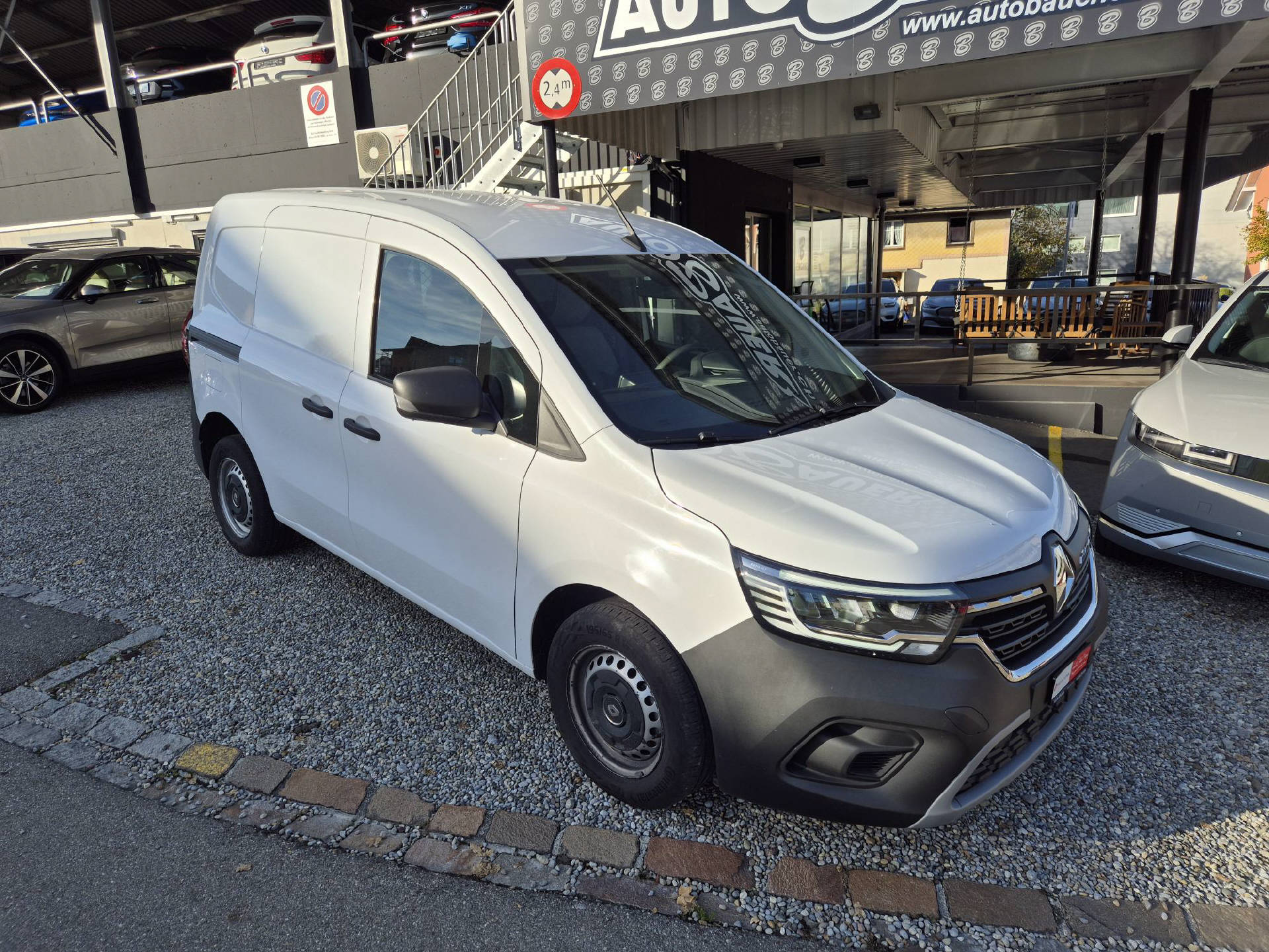 RENAULT Kangoo Van 1.3 TCe 130 Automat-image-1
