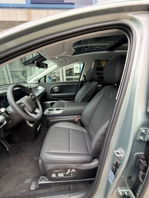 HYUNDAI Ioniq 9 Calligraphy 4WD-image-8