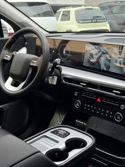 HYUNDAI Ioniq 9 Calligraphy 4WD-image-14