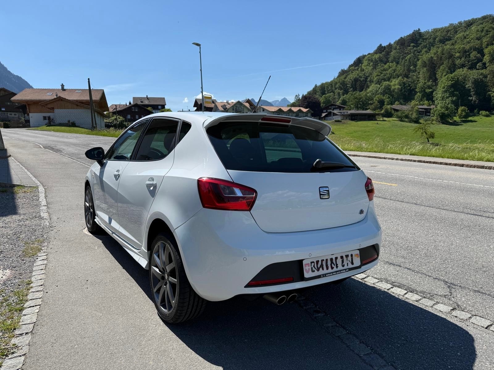 SEAT Ibiza 1.4 TSI FR 30-image-3