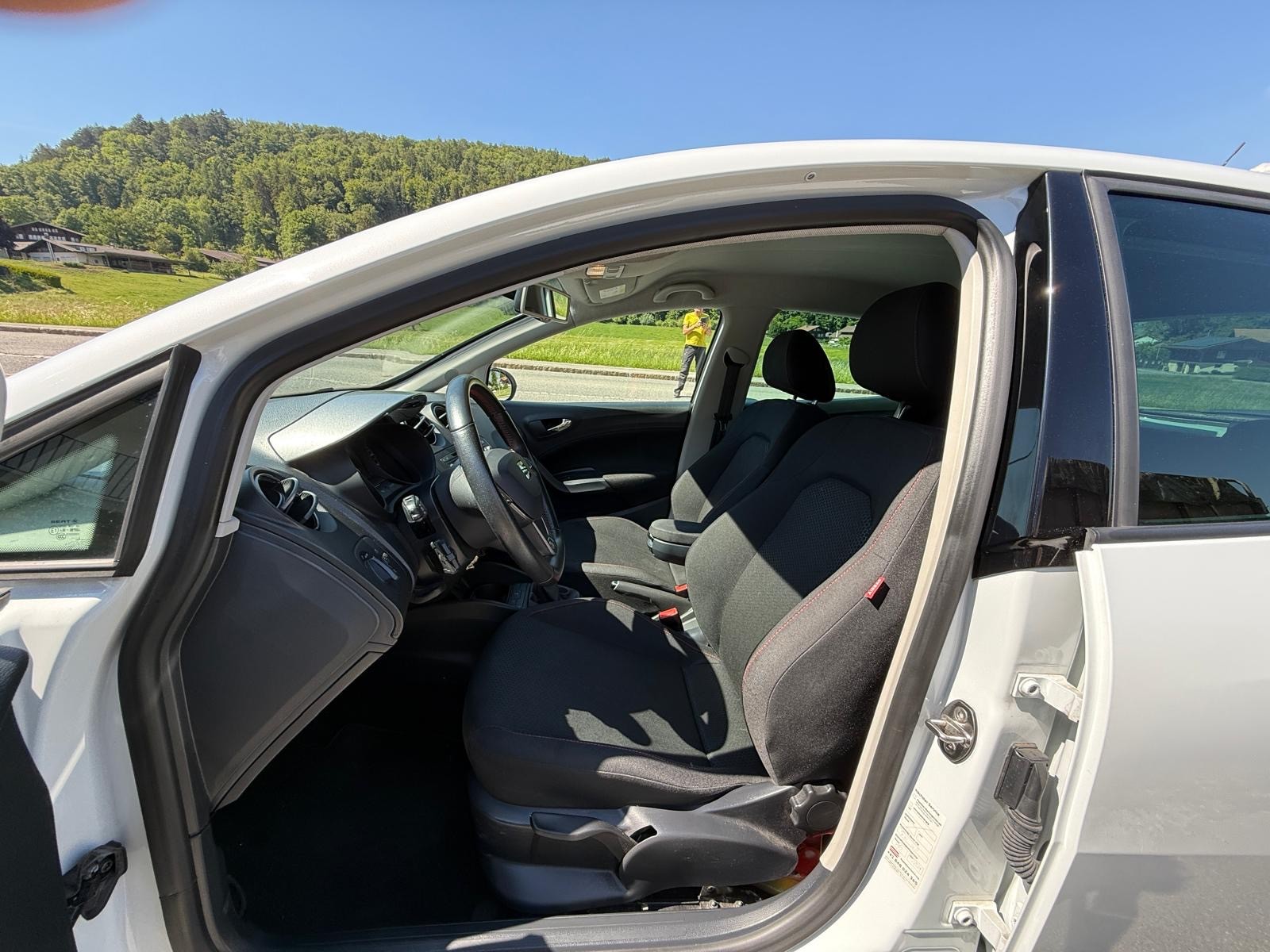 SEAT Ibiza 1.4 TSI FR 30-image-4