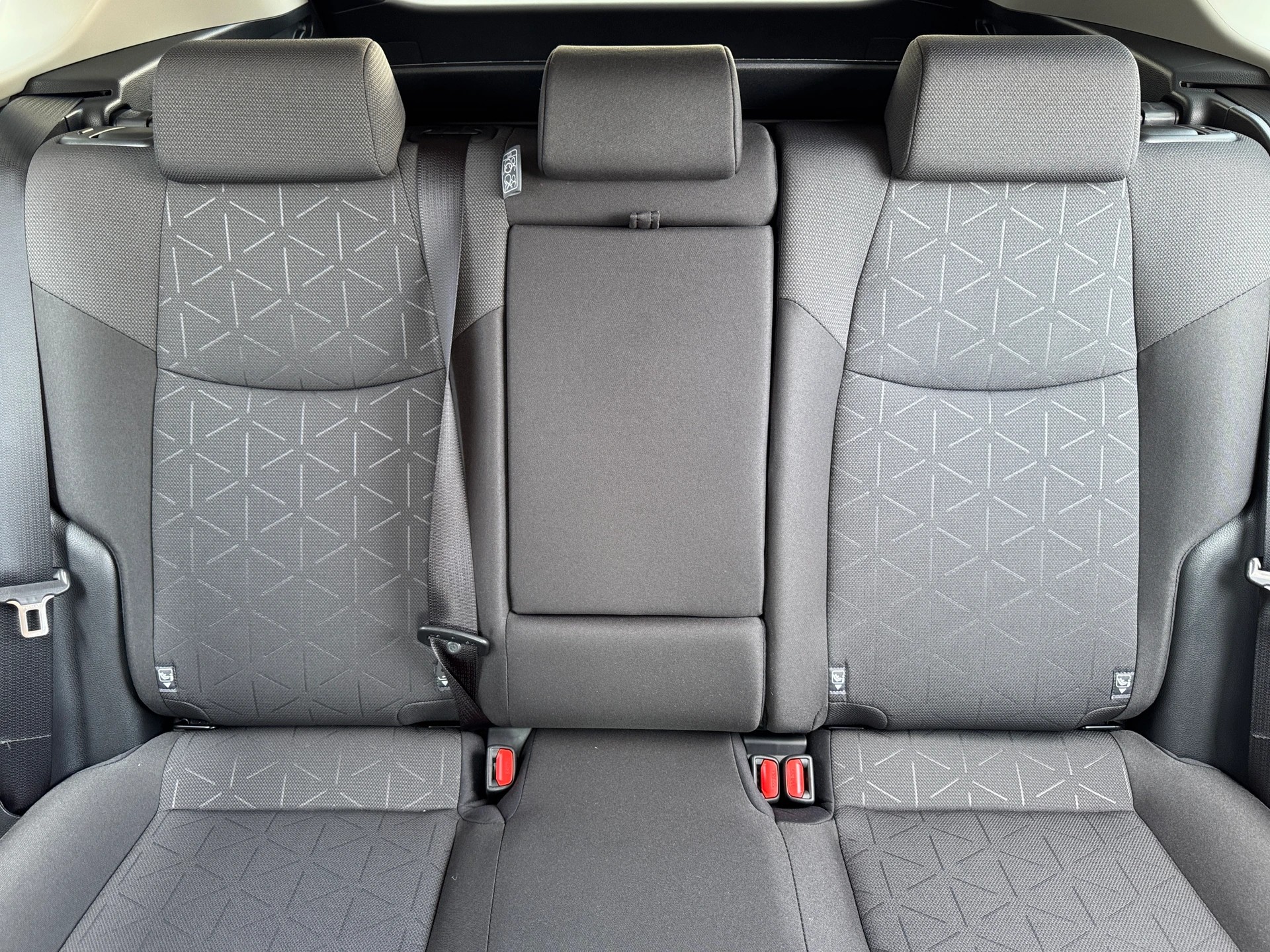TOYOTA RAV-4 2.5 HSD Trend e-CVT 4WD-image-15