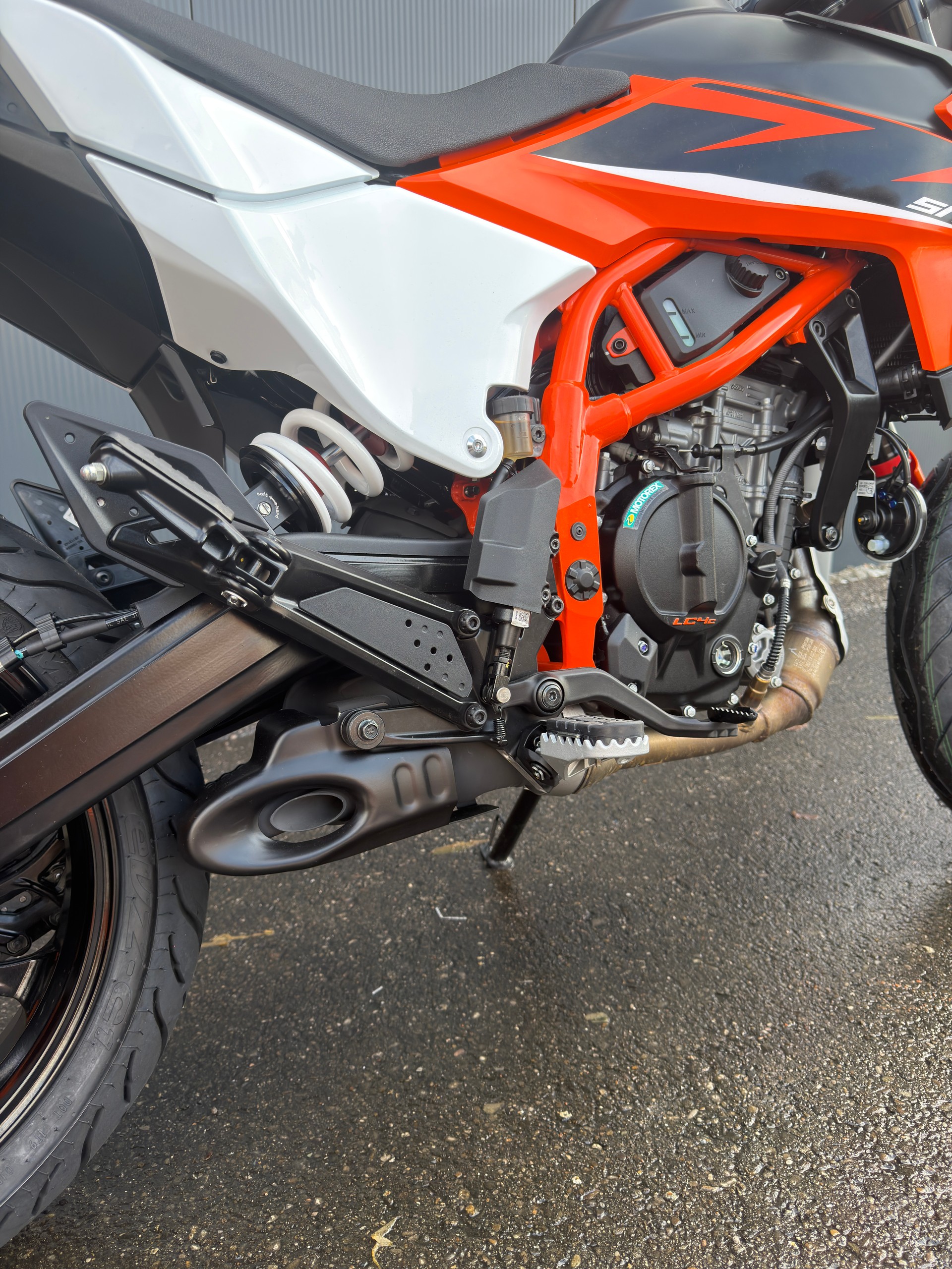 KTM 2025 KTM 125 SMC R-image-6