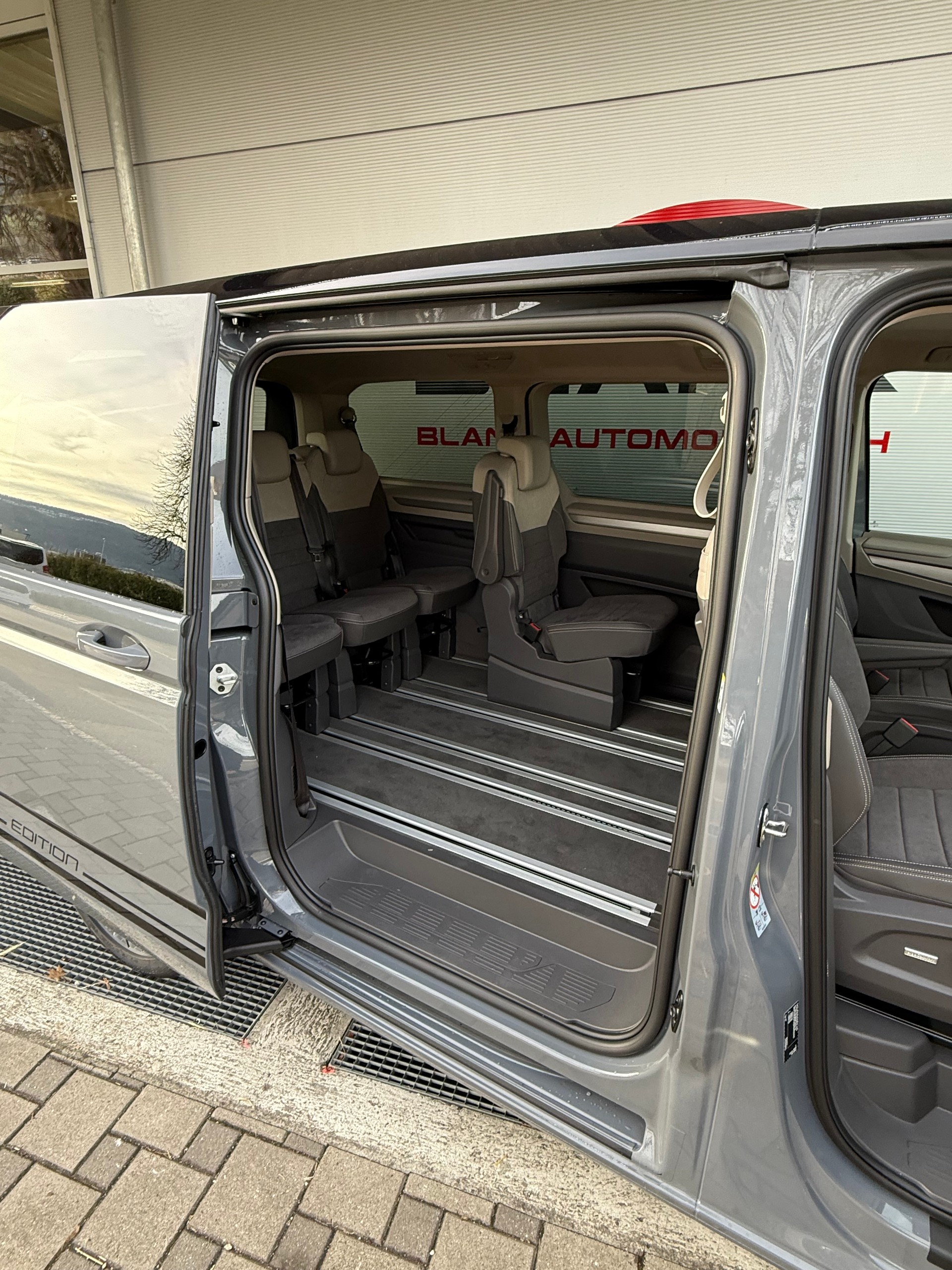 VW Multivan 1.5 eHybrid Life Lang DSG 4X4 / VENDUE VERKAUFT-image-7