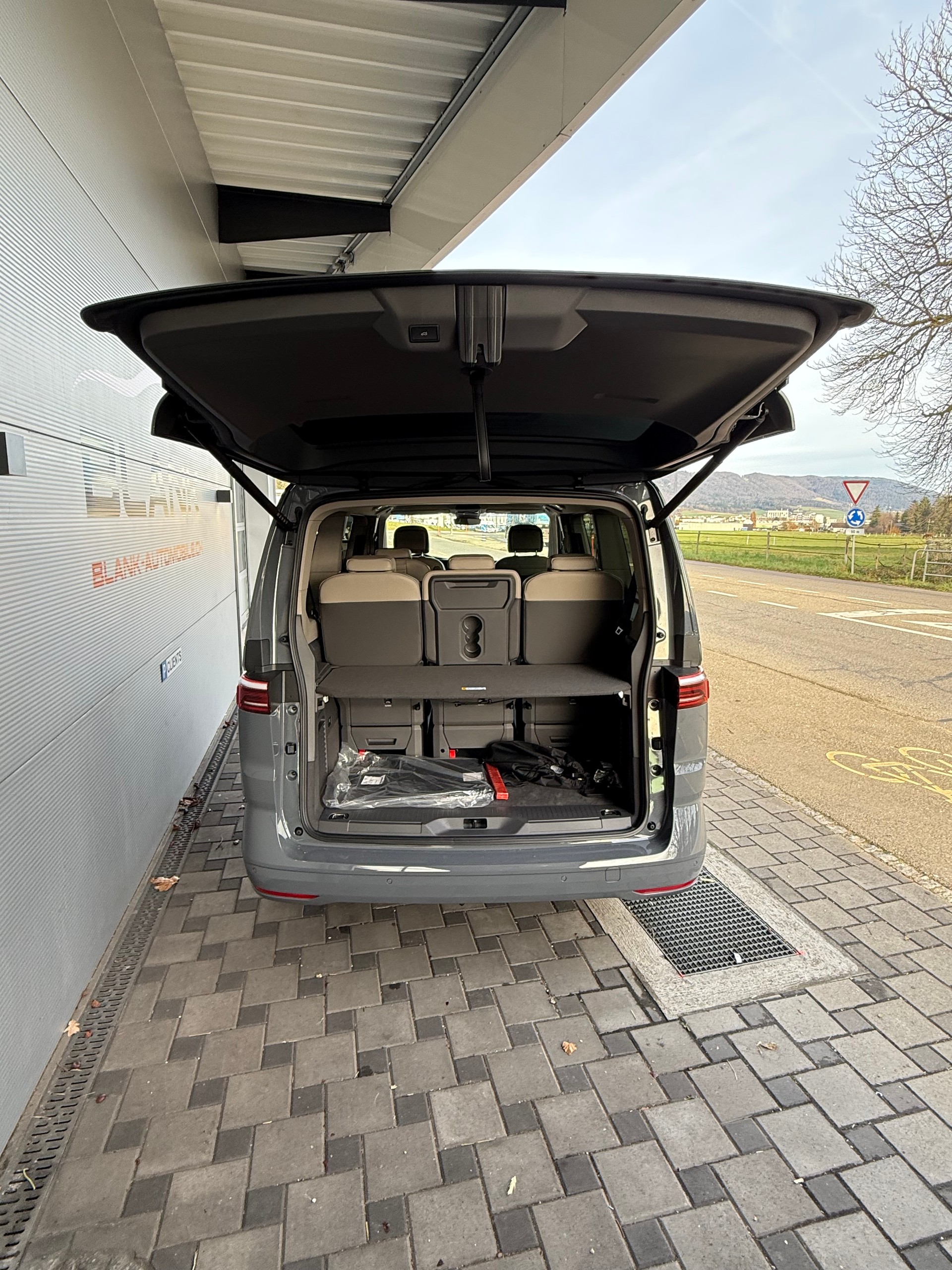 VW Multivan 1.5 eHybrid Life Lang DSG 4X4 / VENDUE VERKAUFT-image-6