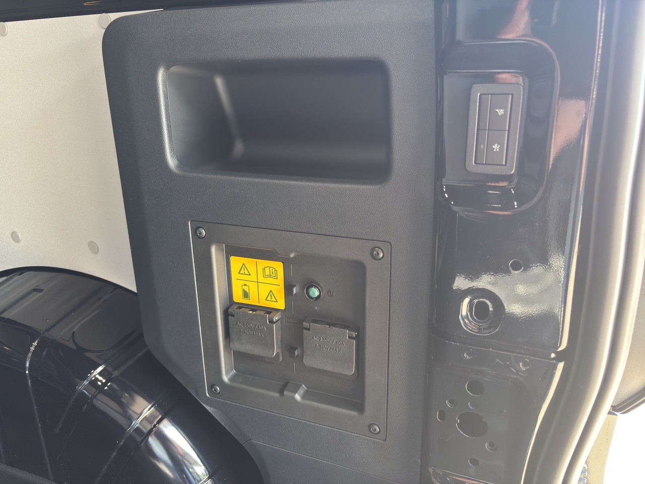 FORD Transit C DKab. Van 320 L1 2.5 Duratec 233 MS-RT PHEV-image-12