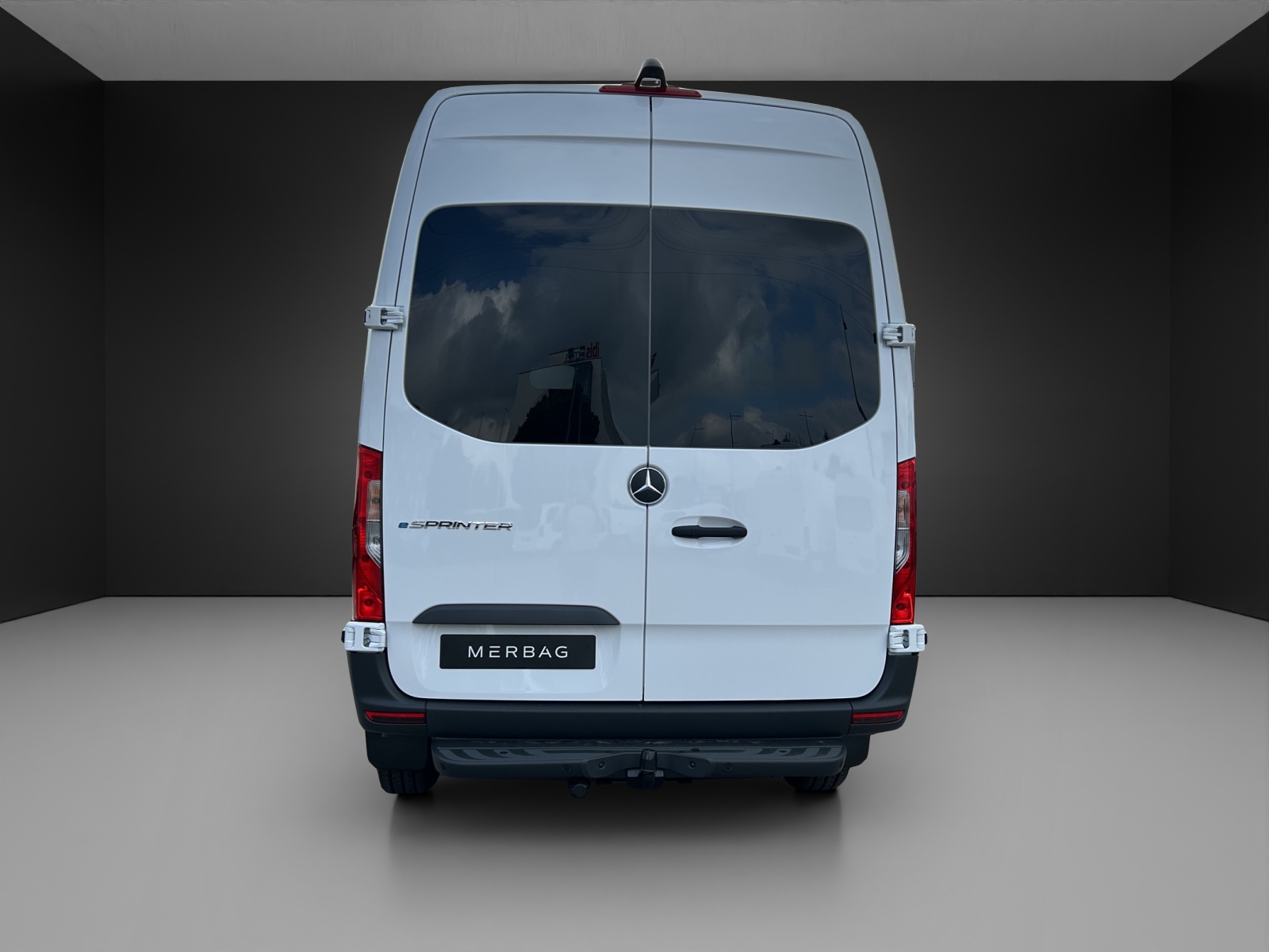 MERCEDES-BENZ eSprinter 420 81kWh Standard Hoch Pro-image-4