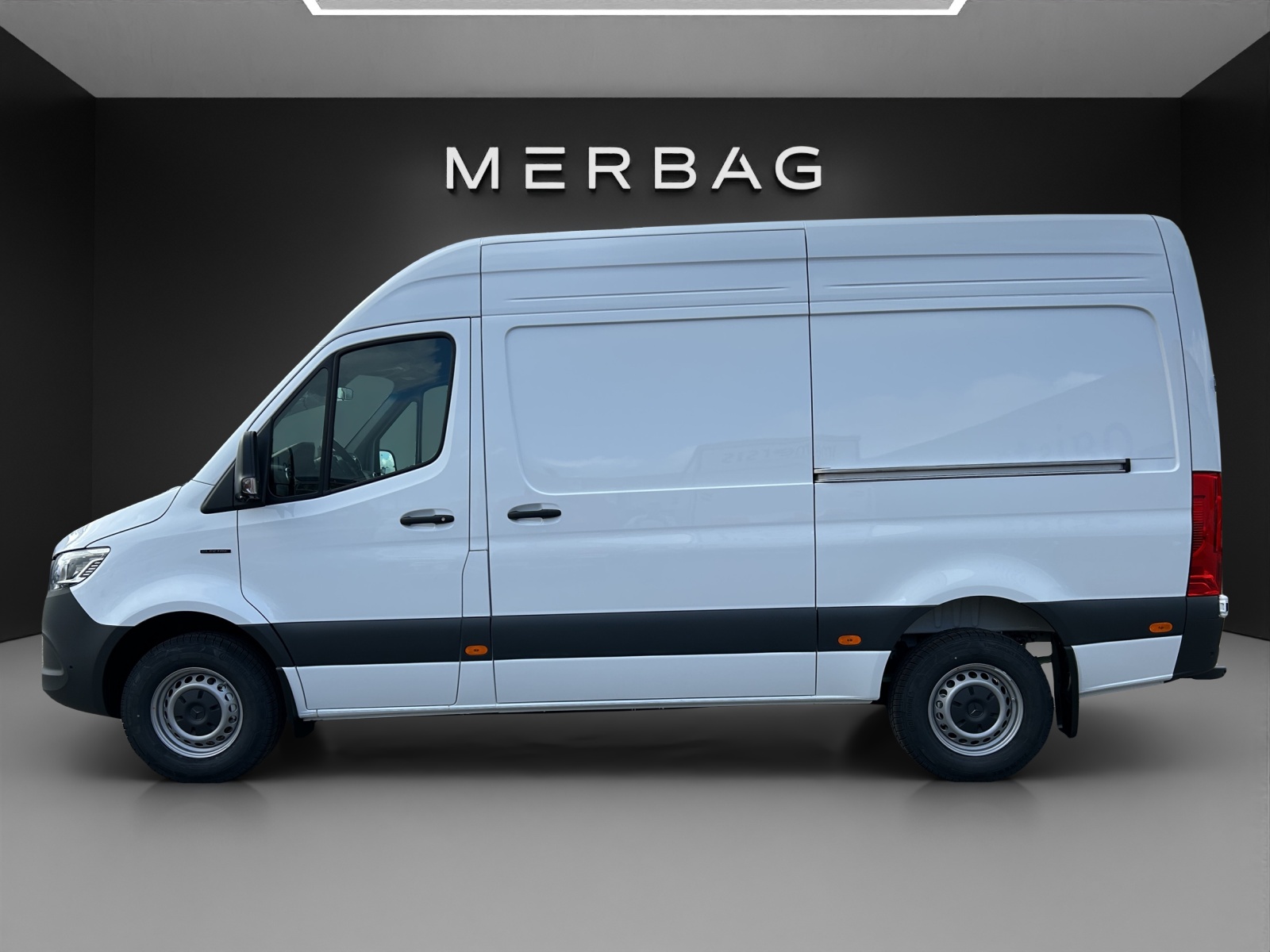 MERCEDES-BENZ eSprinter 420 81kWh Standard Hoch Pro-image-2