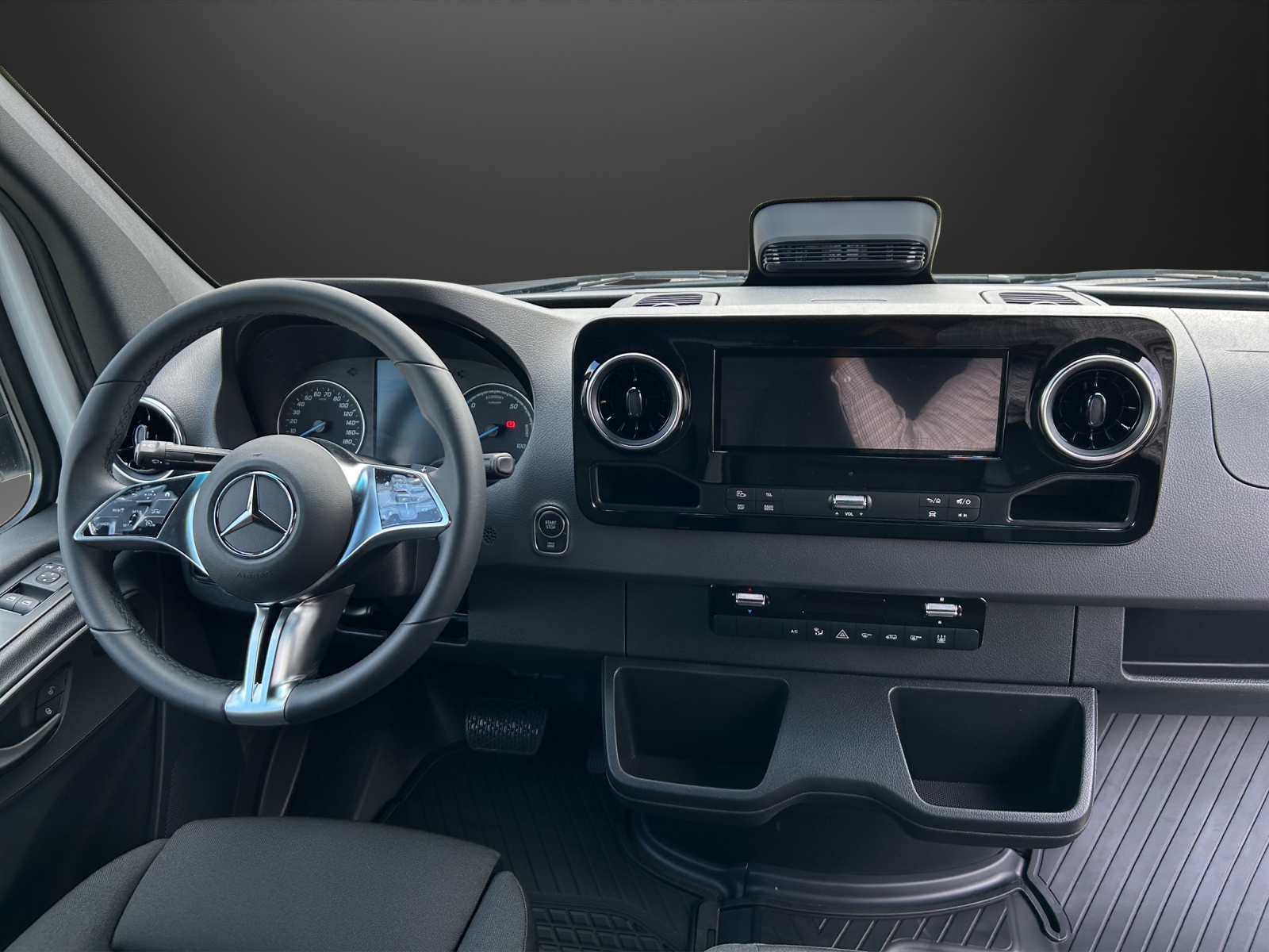 MERCEDES-BENZ eSprinter 420 81kWh Standard Hoch Pro-image-8