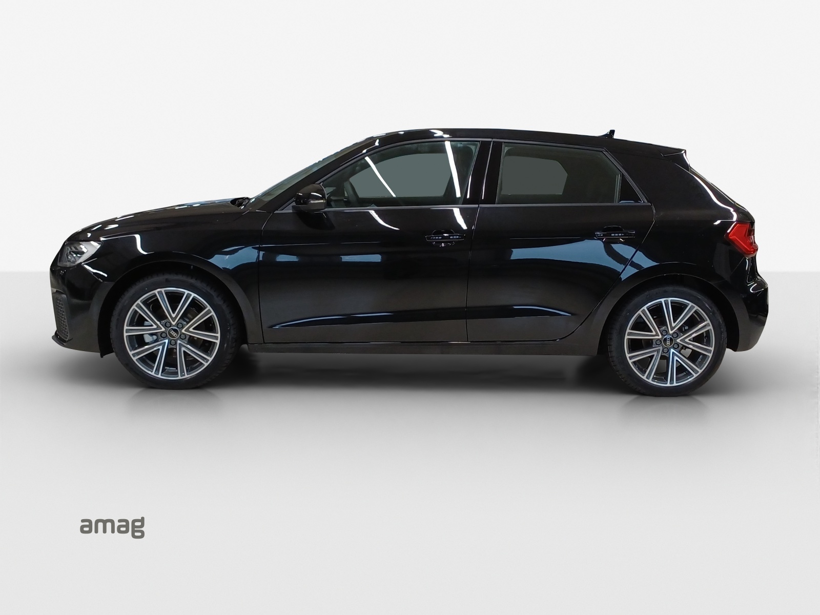 AUDI A1 Sportback 30 TFSI Attraction S-tronic-image-1