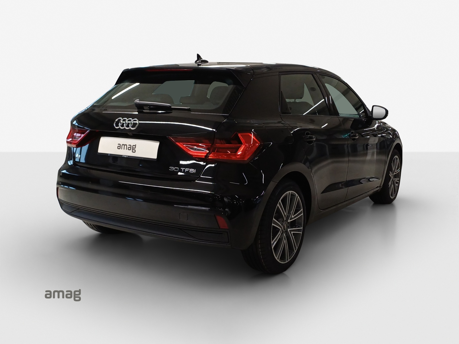 AUDI A1 Sportback 30 TFSI Attraction S-tronic-image-4