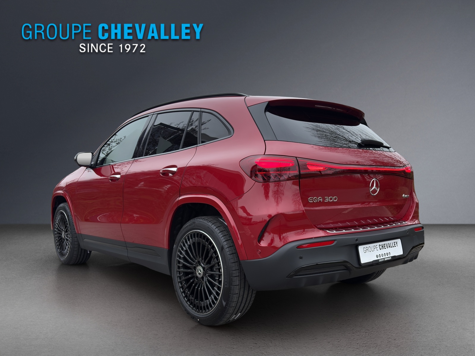 MERCEDES-BENZ EQA 300 66,5kWh 4Matic Excellence-showroom-element-3