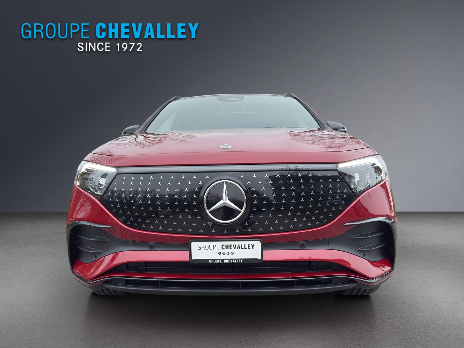 MERCEDES-BENZ EQA 300 66,5kWh 4Matic Excellence-showroom-element-1