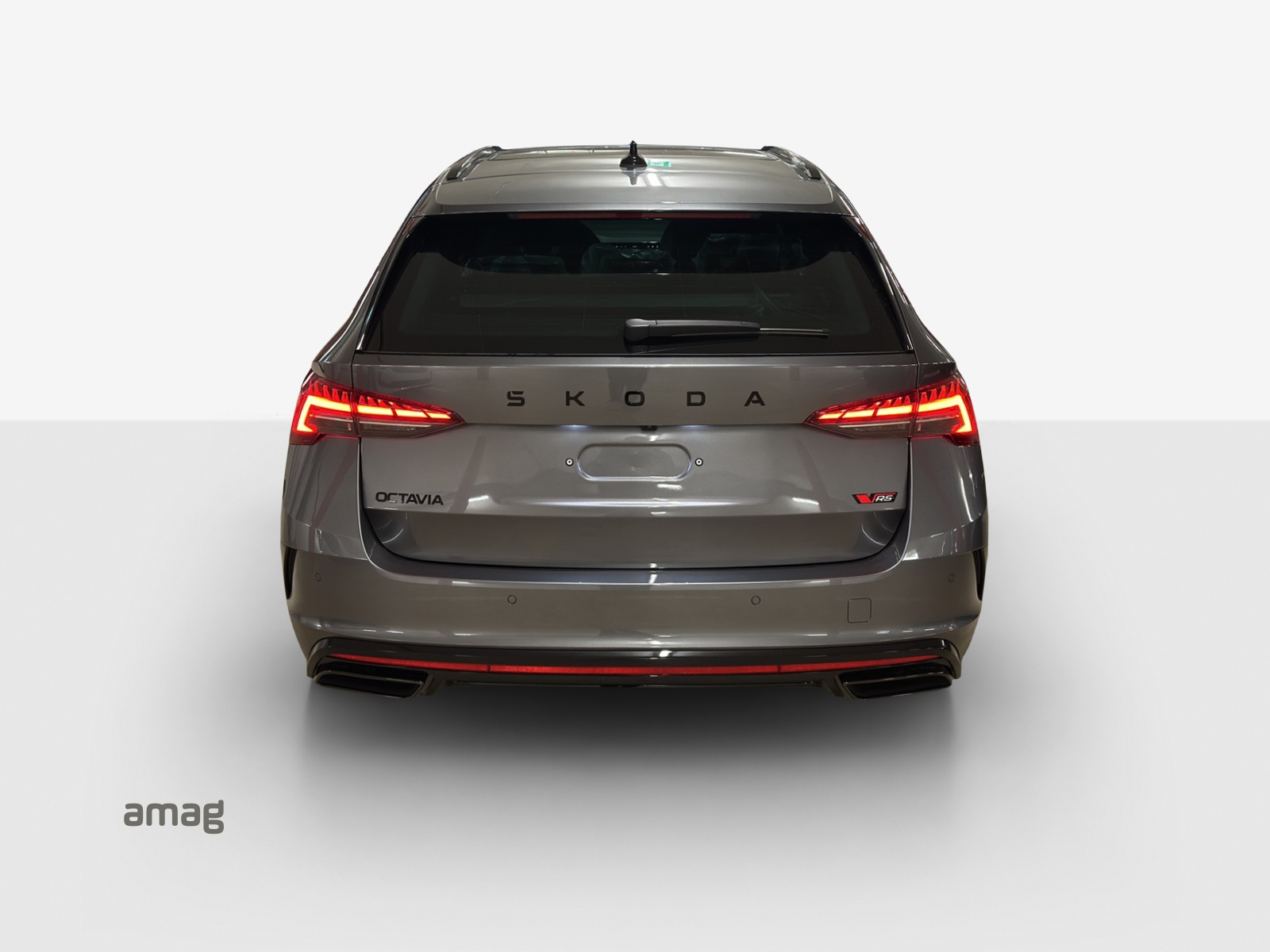 SKODA Octavia Combi 2.0 TSI DSG RS-image-3