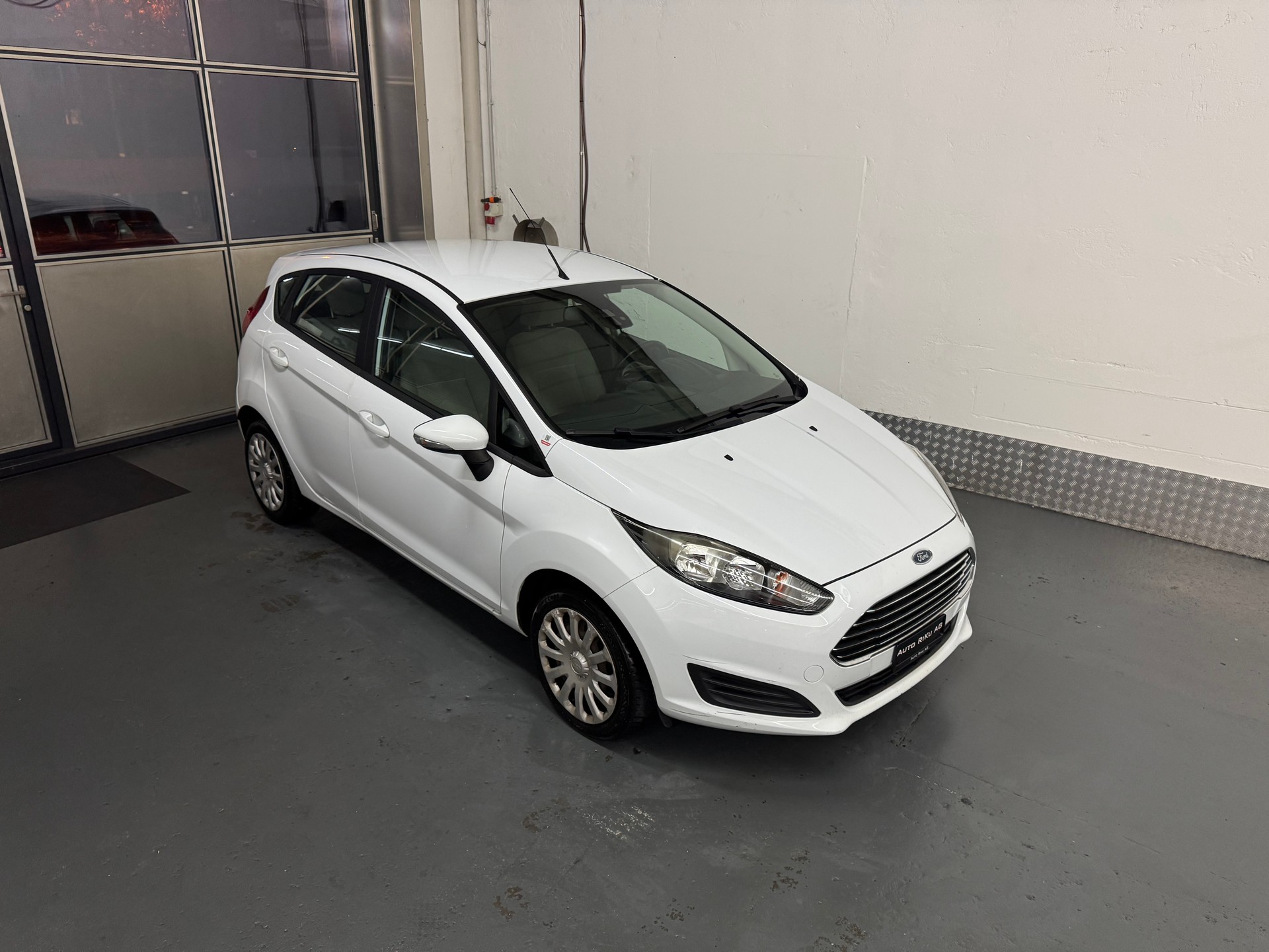 FORD Fiesta 1.0 SCTi Trend-image-0