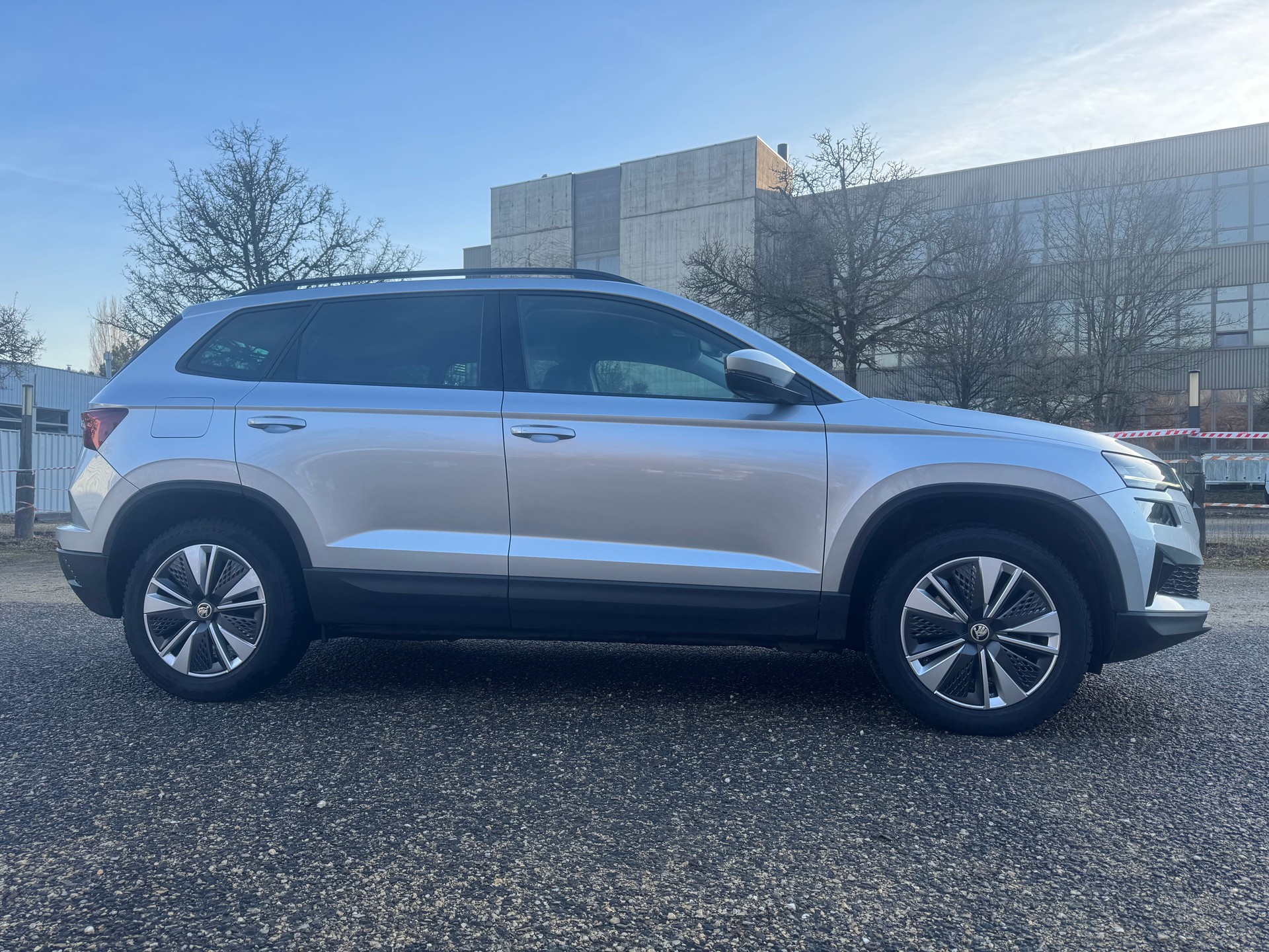 SKODA Karoq 2.0 TDI CR Ambition 4x4 DSG-image-1