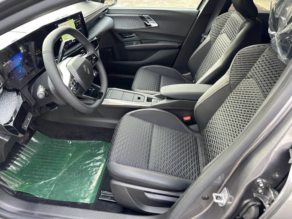 RENAULT Clio 1.8 E-Tech techno-image-10